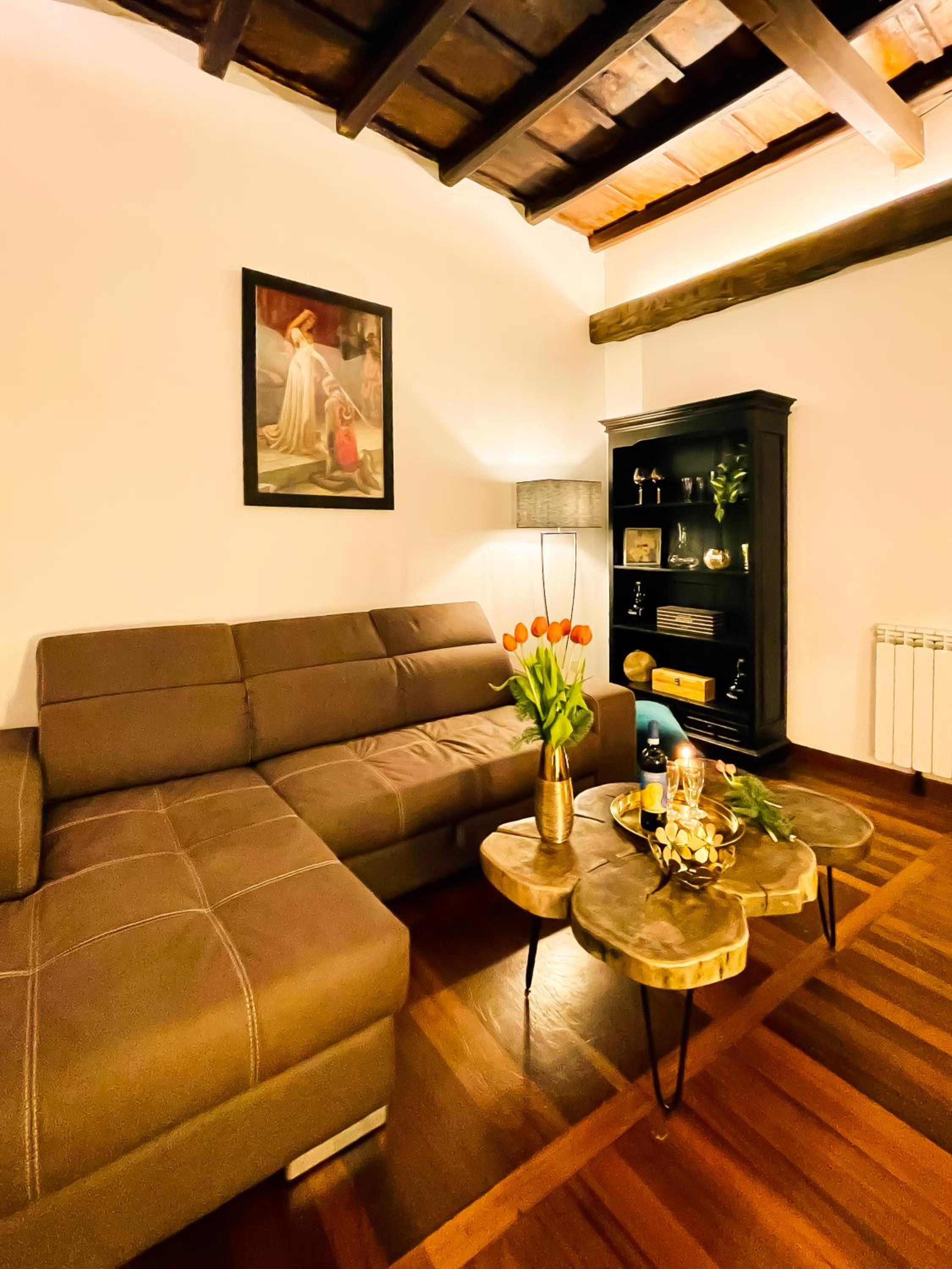 Trevi Fountain Luxury Guest House