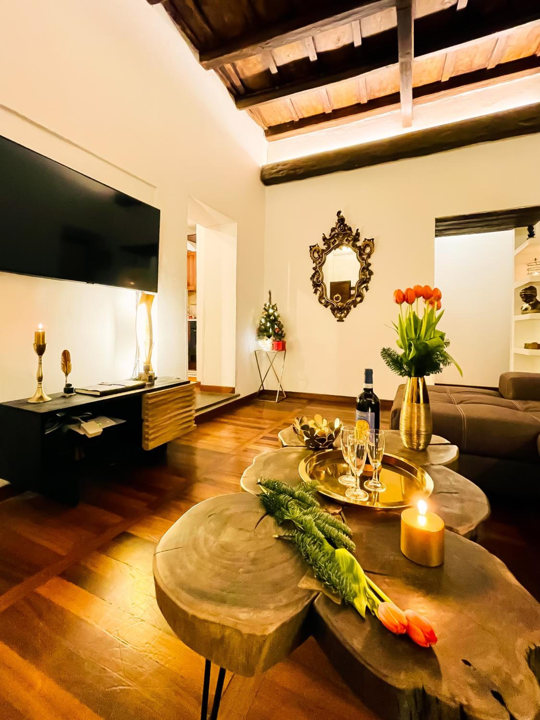 Trevi Fountain Luxury Guest House