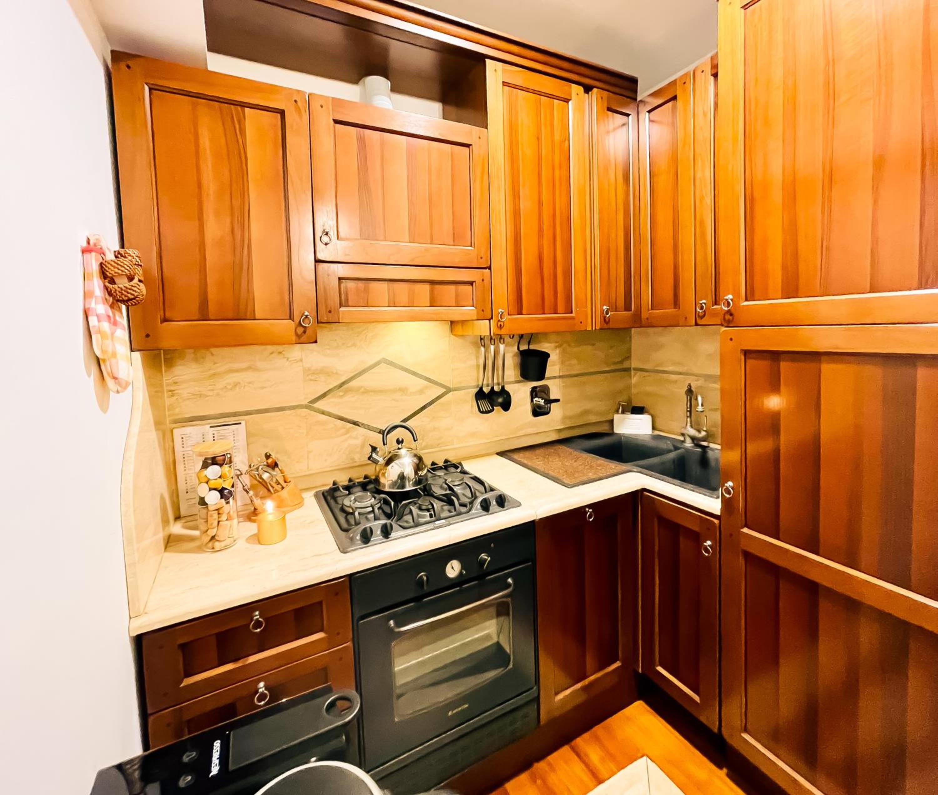 Trevi Fountain Luxury Guest House