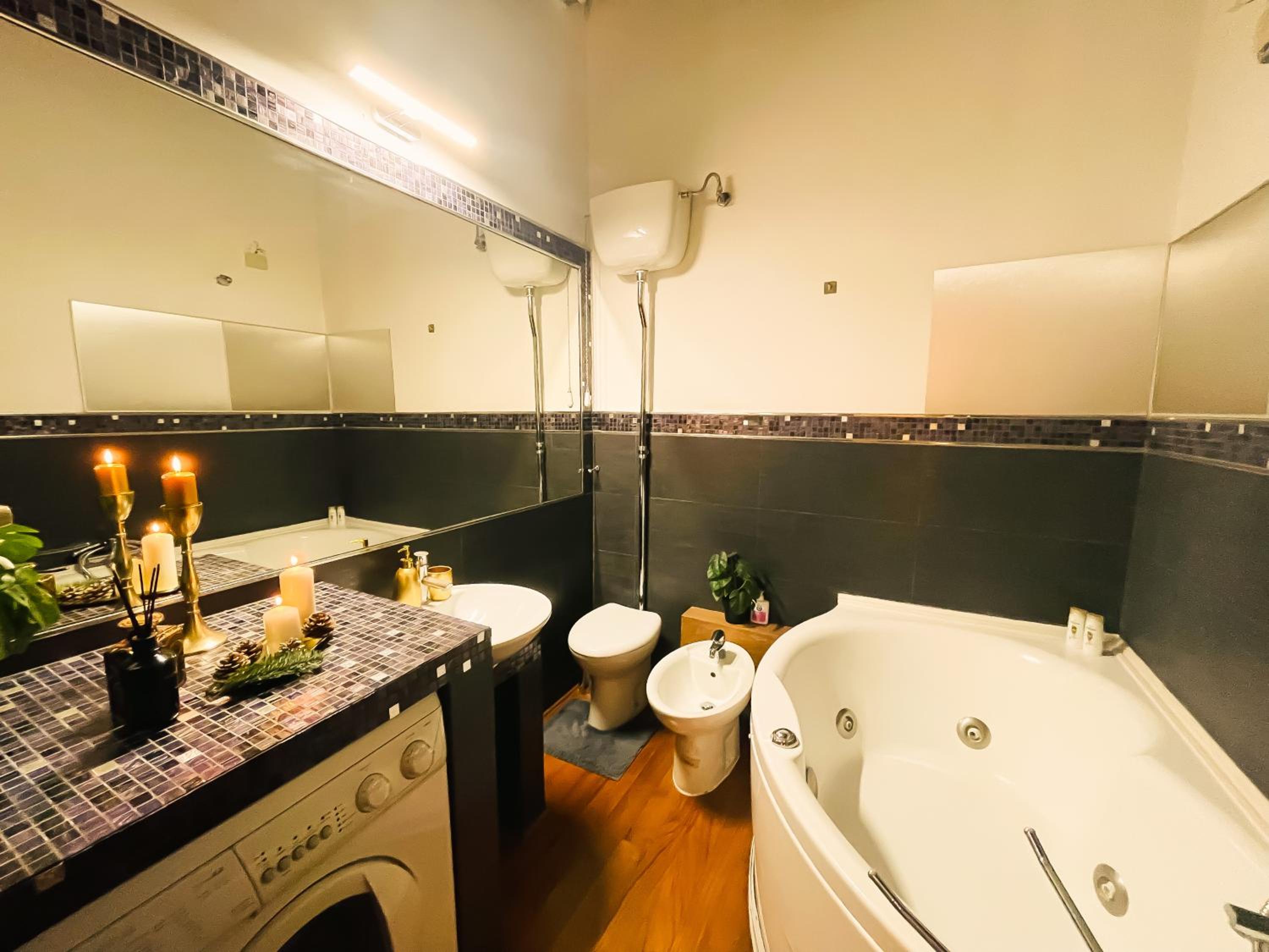Trevi Fountain Luxury Guest House