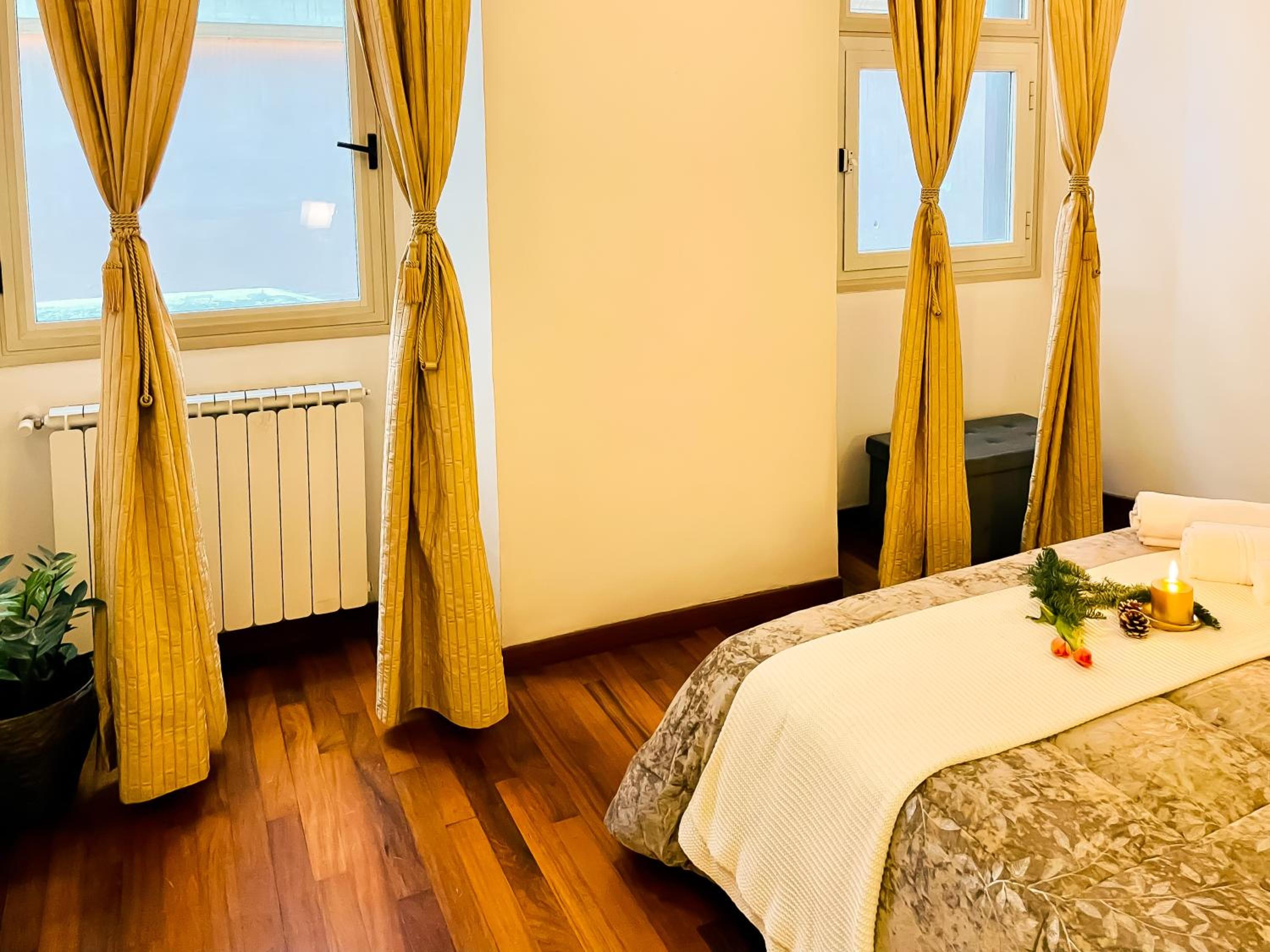 Trevi Fountain Luxury Guest House