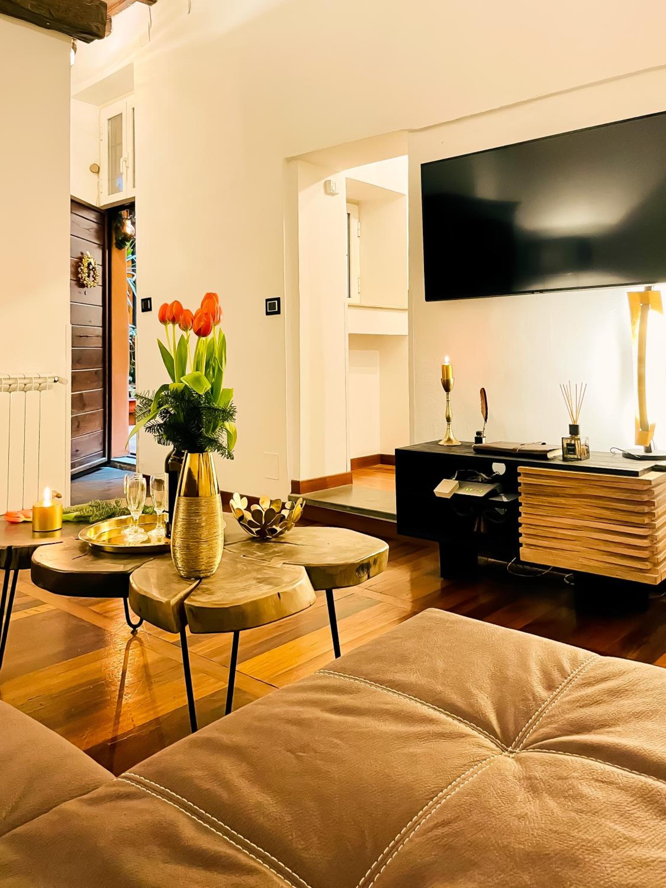 Trevi Fountain Luxury Guest House