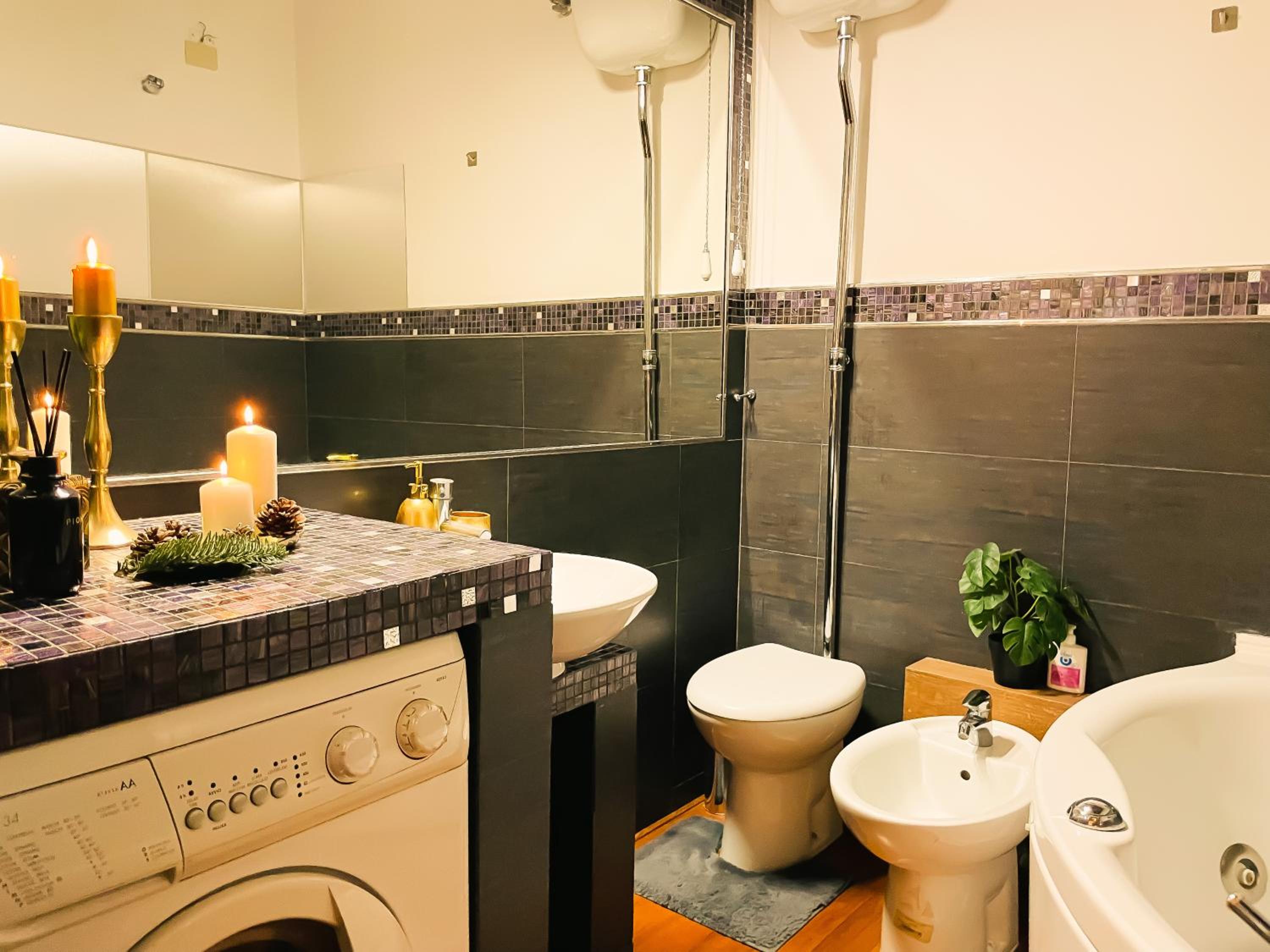 Trevi Fountain Luxury Guest House