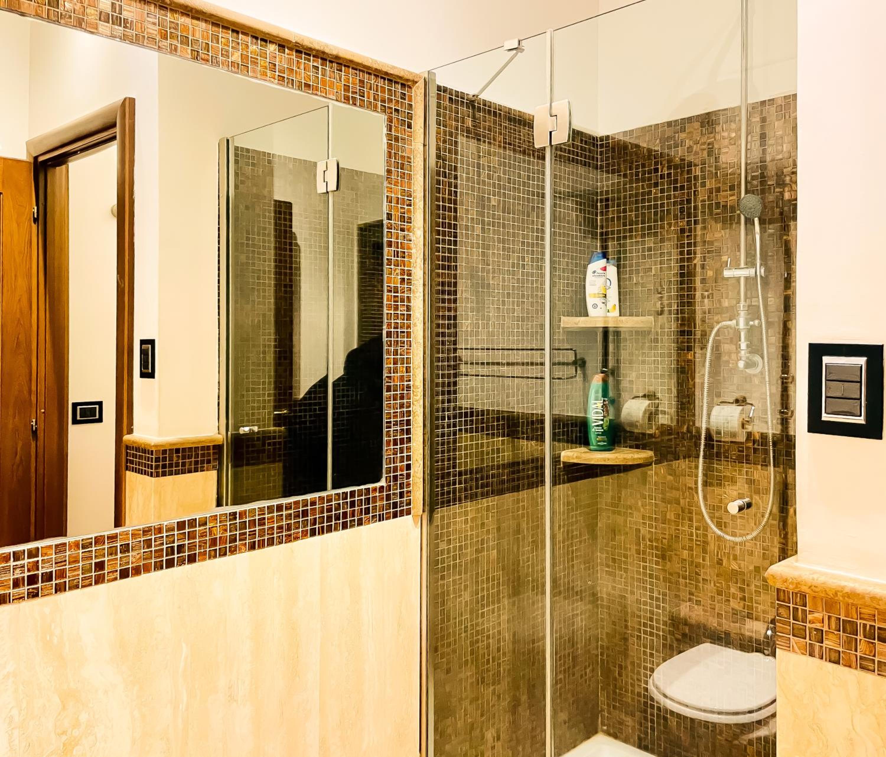 Trevi Fountain Luxury Guest House