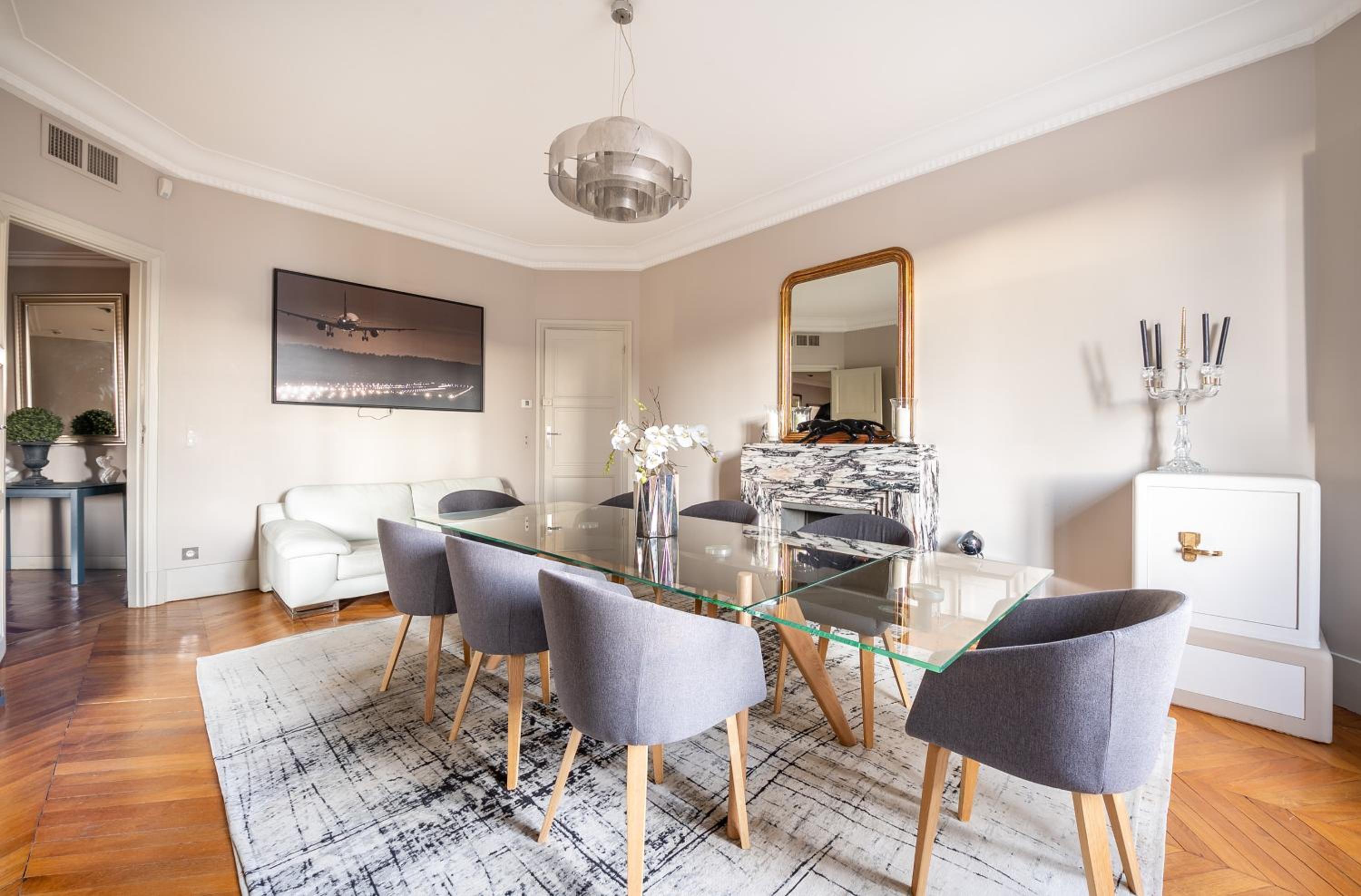 Spacieux et élégant appartement Porte des ternes