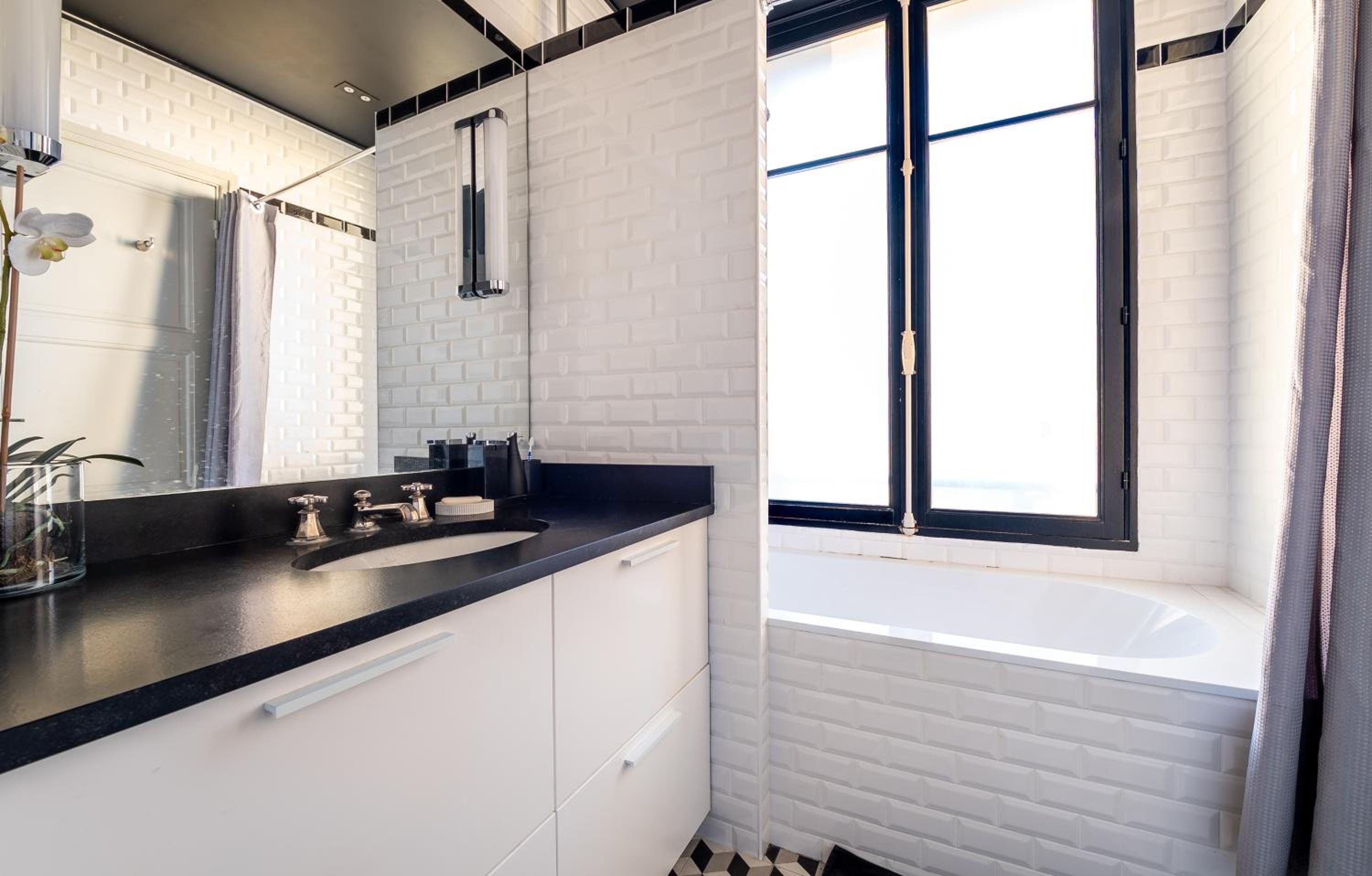 Spacieux et élégant appartement Porte des ternes