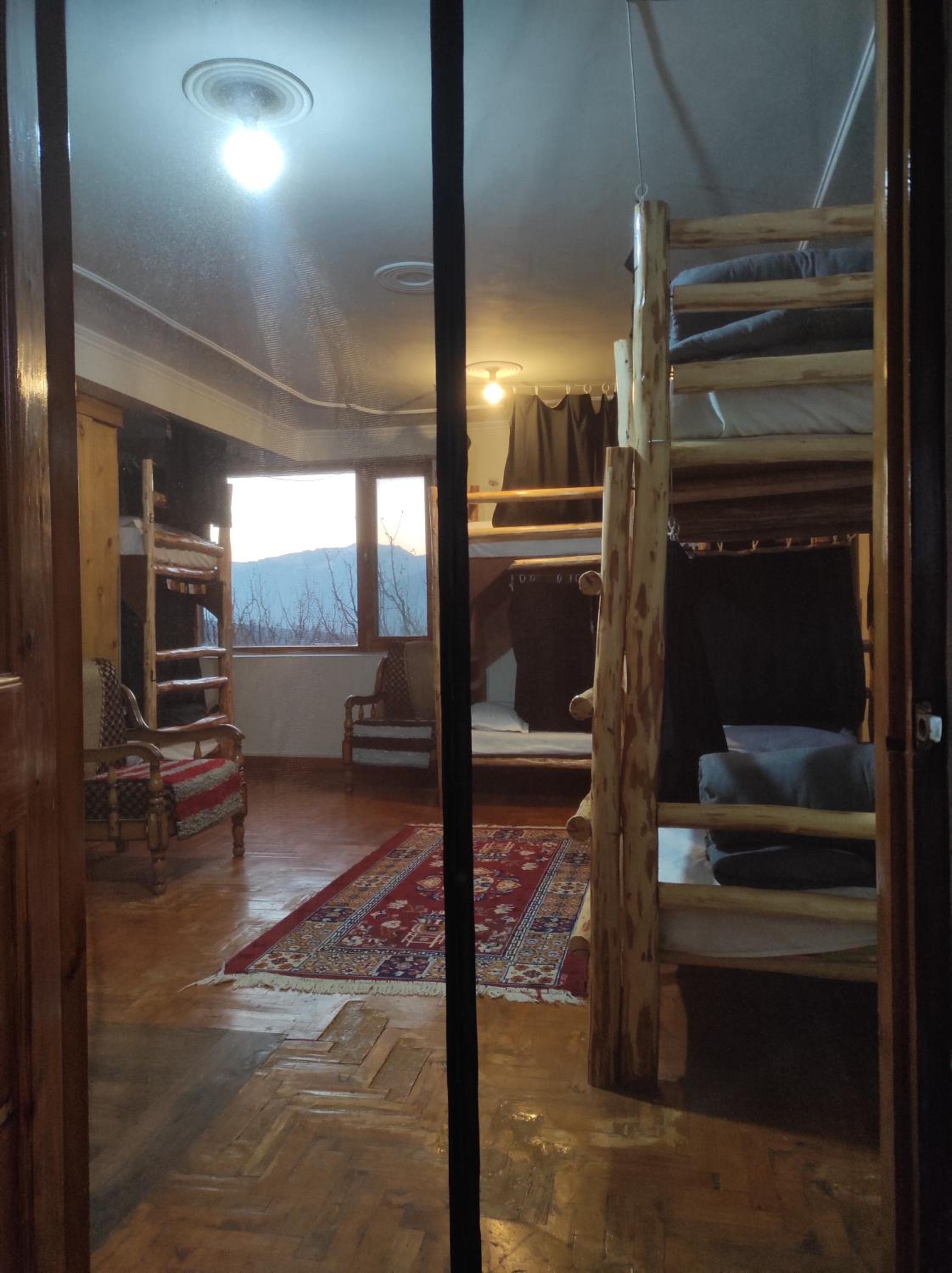 Photo 19