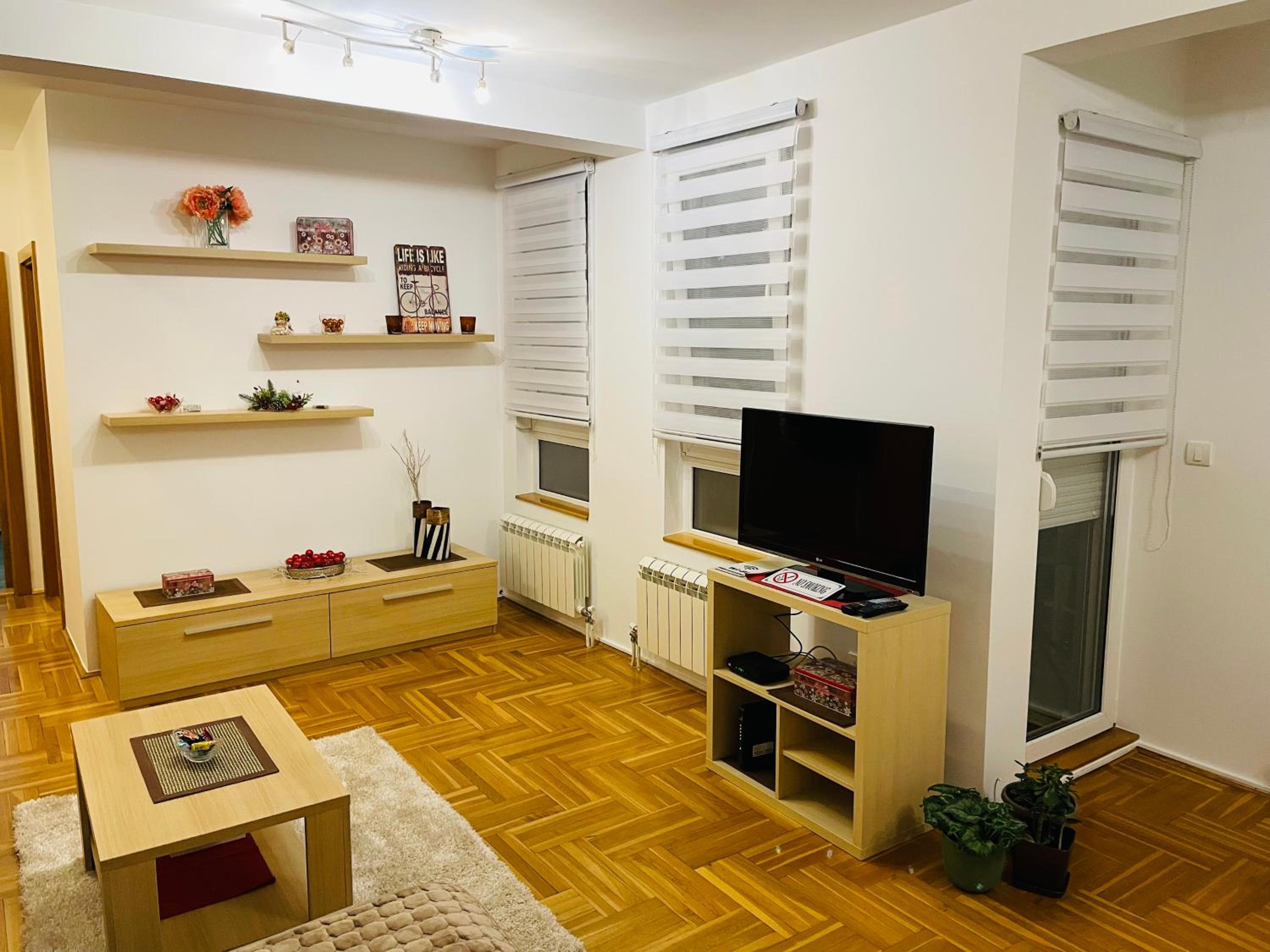 Jolly Apartment - Belgrade view 4