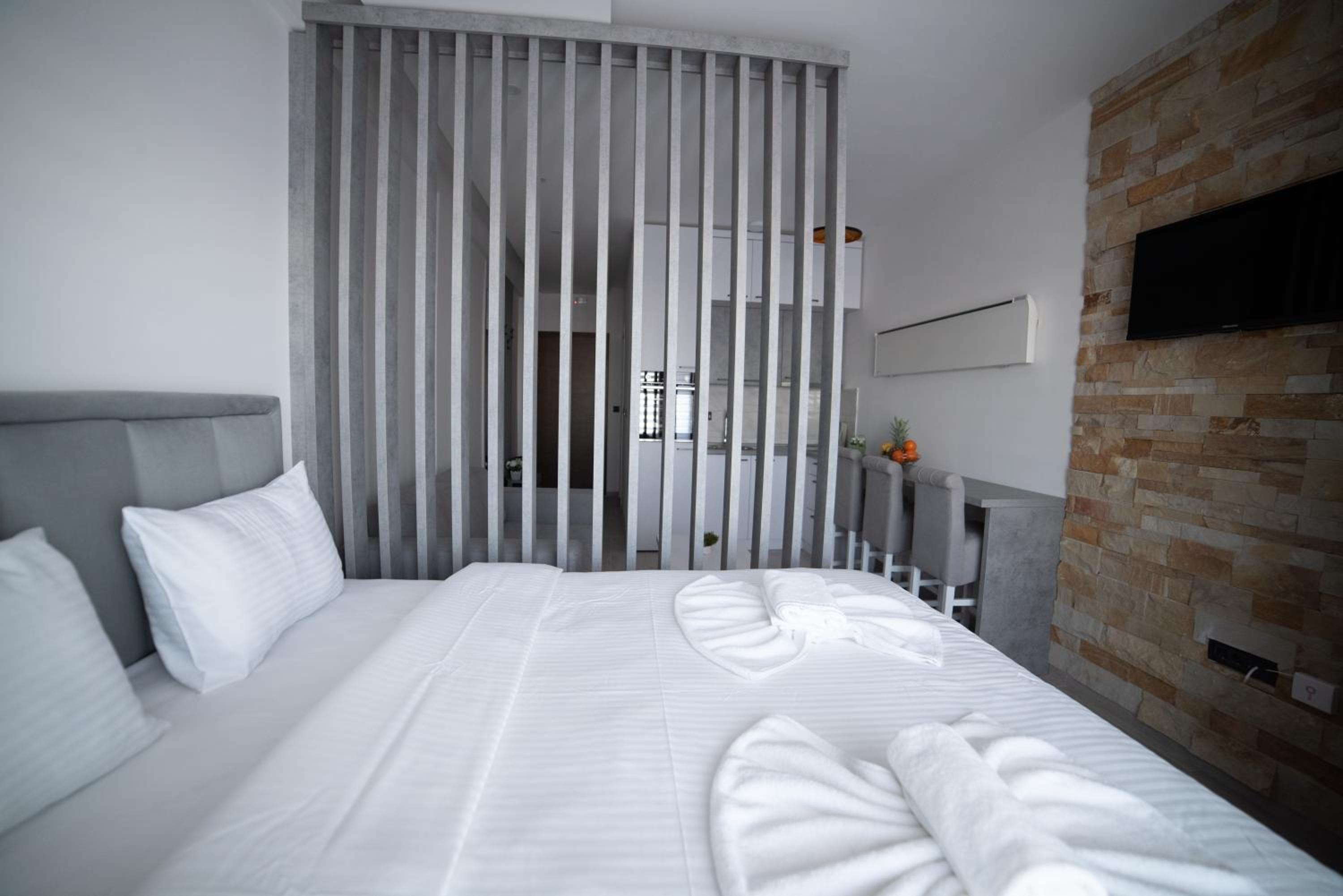 NLux 10 Apartment