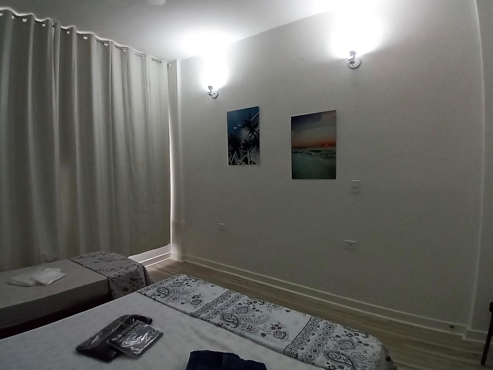 Ponta da Praia amplo 3dorm 3ban frente ao mar