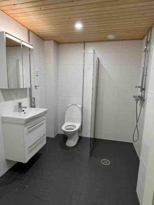 City apartment nearby Airport