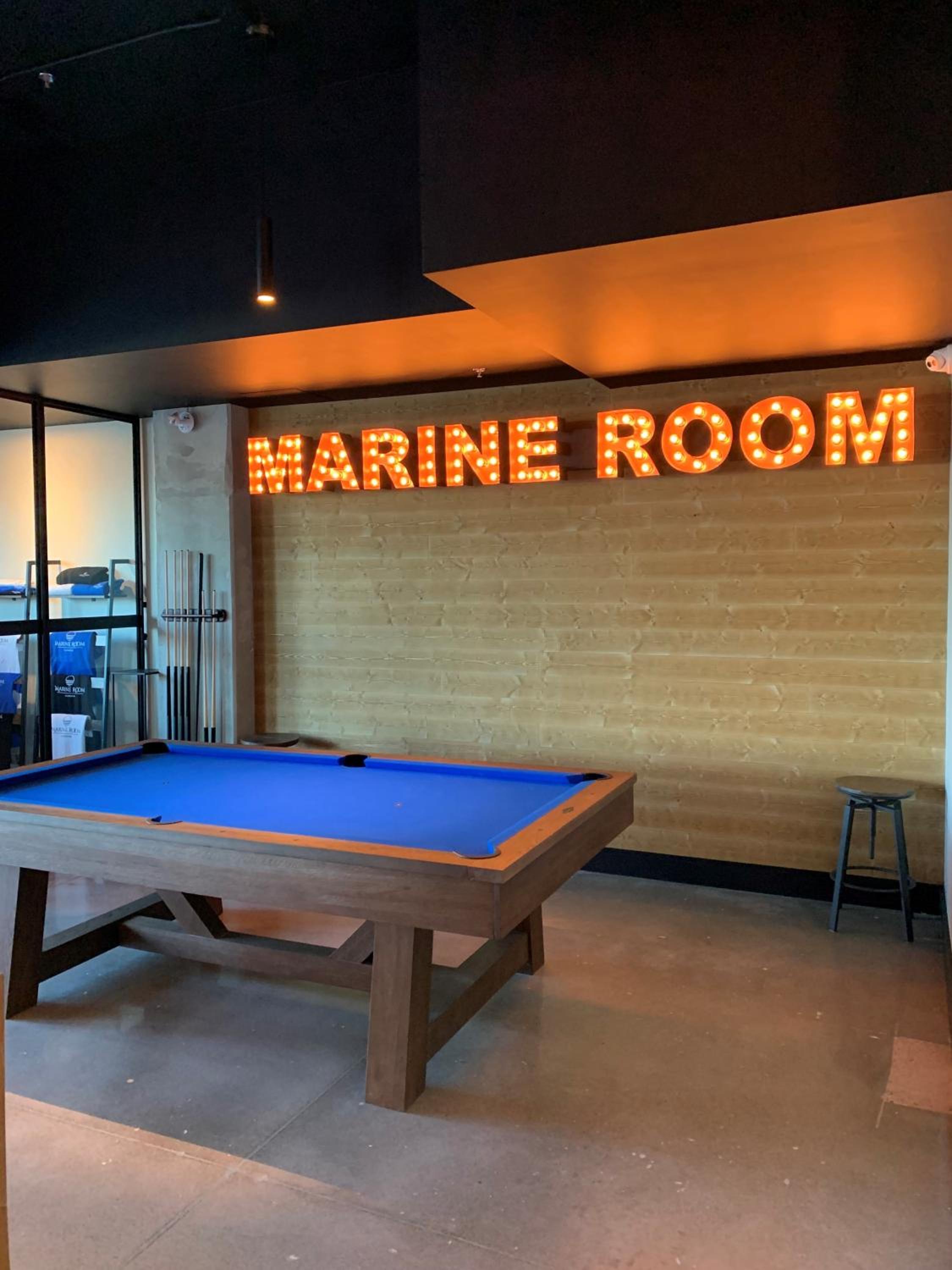 Stunning Stayz Luxury 2 King Suite at Friday Harbour Resort Marina Walk & Parking