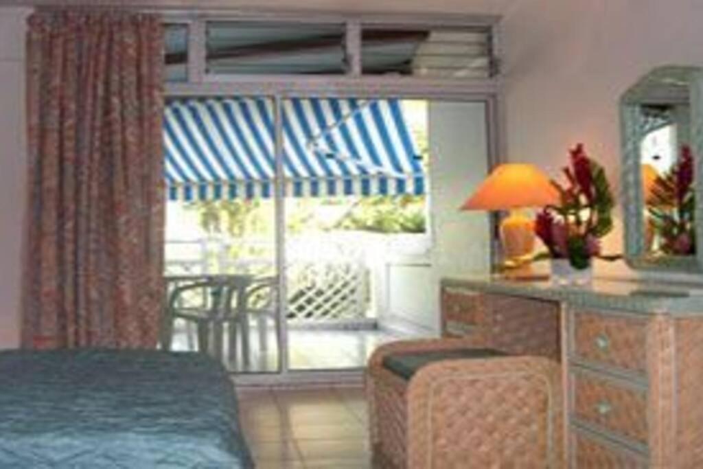 Beau duplex Saint-François Guadeloupe marina devant le golf view 2