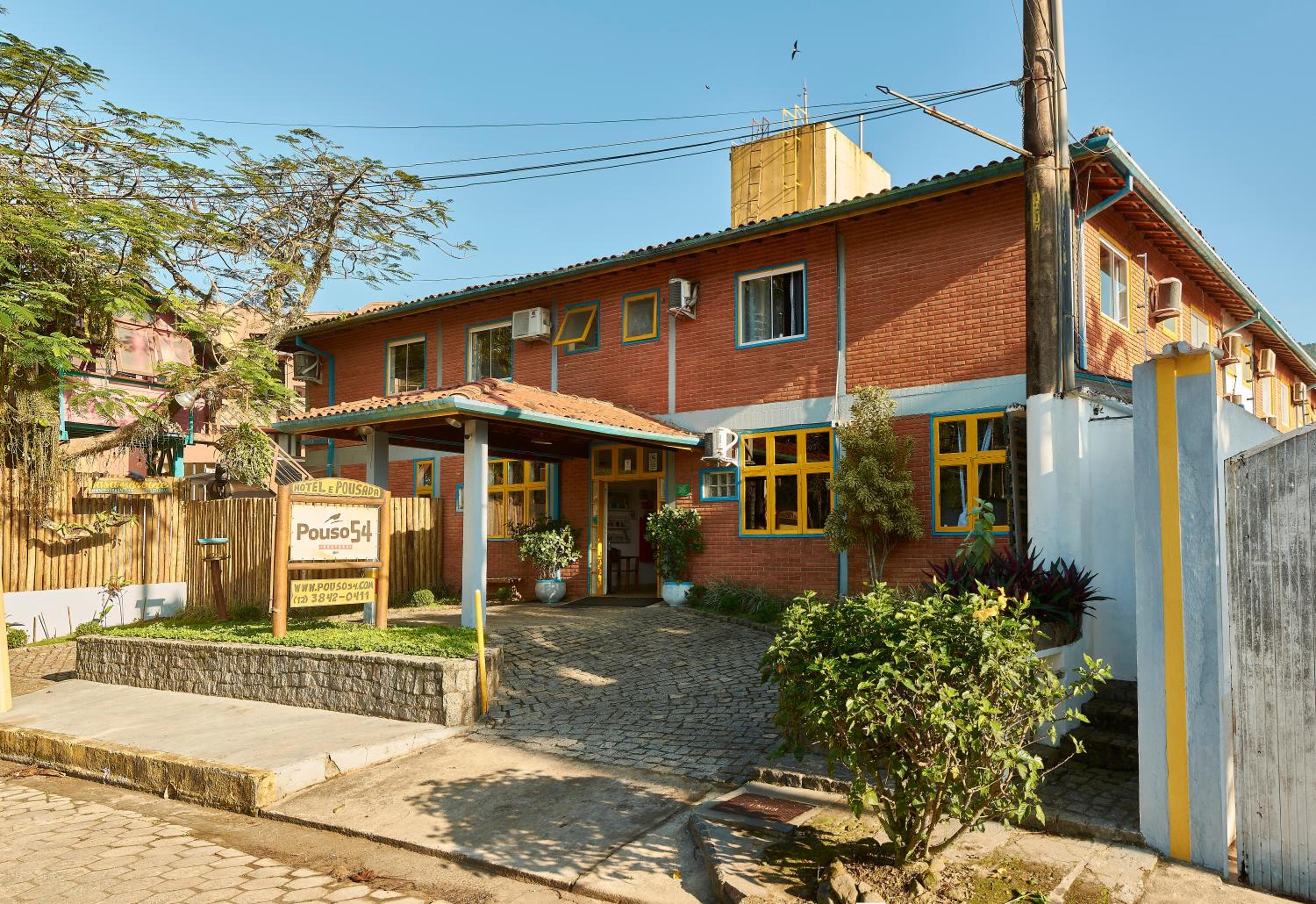 Hotel e Pousada Pouso54 - Image 1