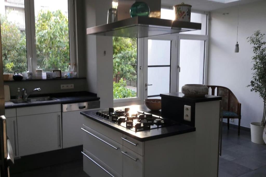 charming house with 3 bedrooms & terrace 10 minutes from city centre