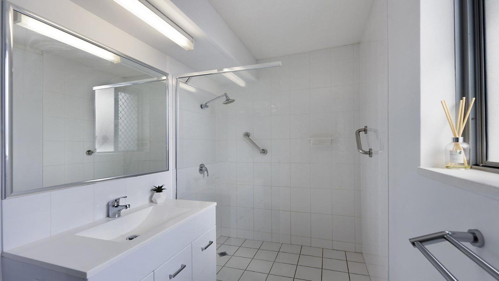 Merrima Court Unit 14 Kings Beach QLD