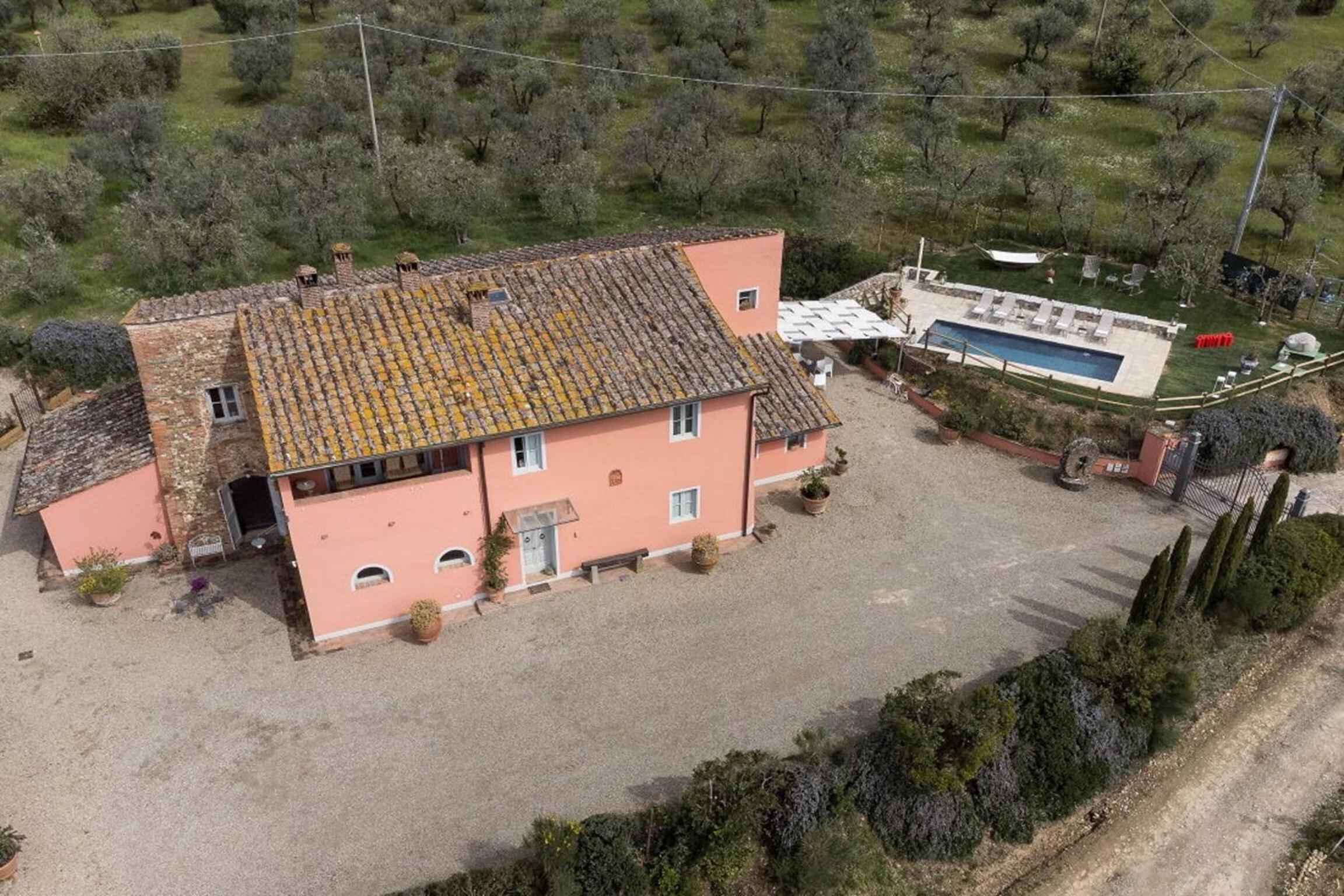 Villa Sunbathing