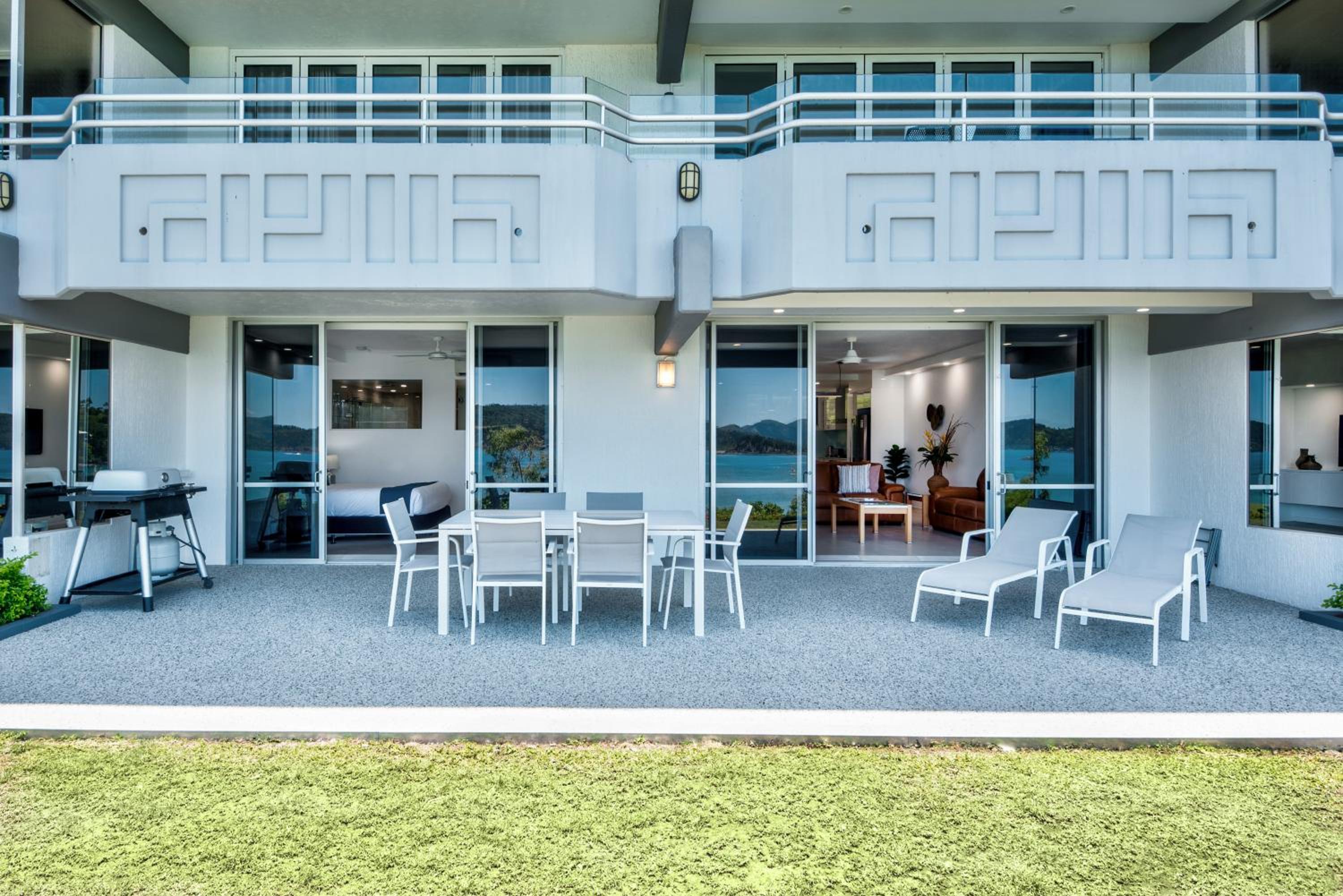 Beach Lodges