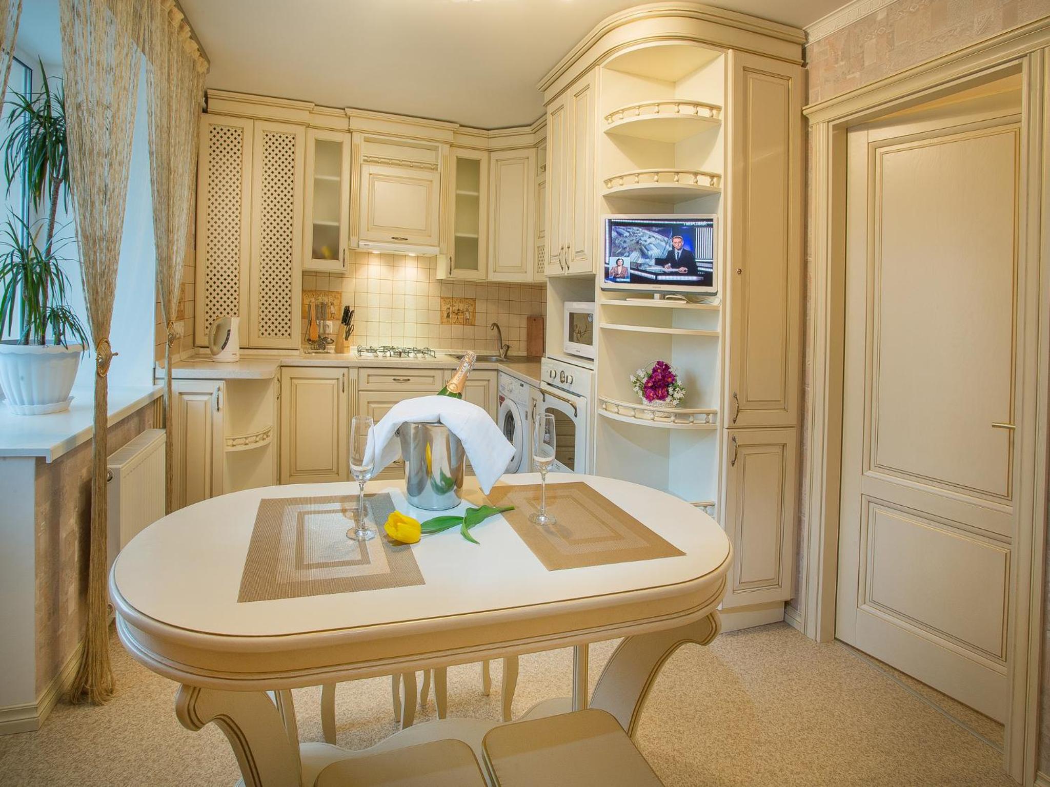 Luxury Apartments with Jacuzzi view 5