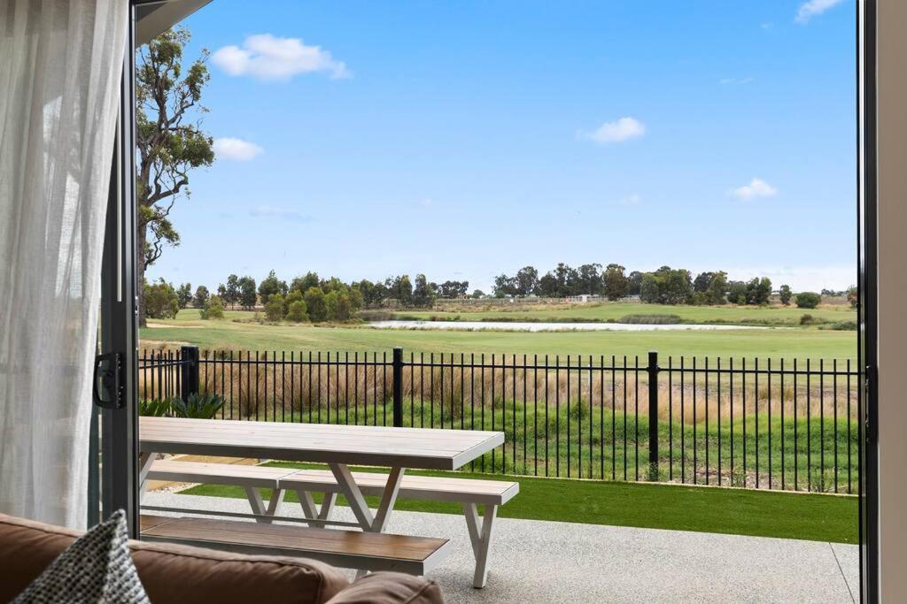 Golf fronted getaway Silverwoods