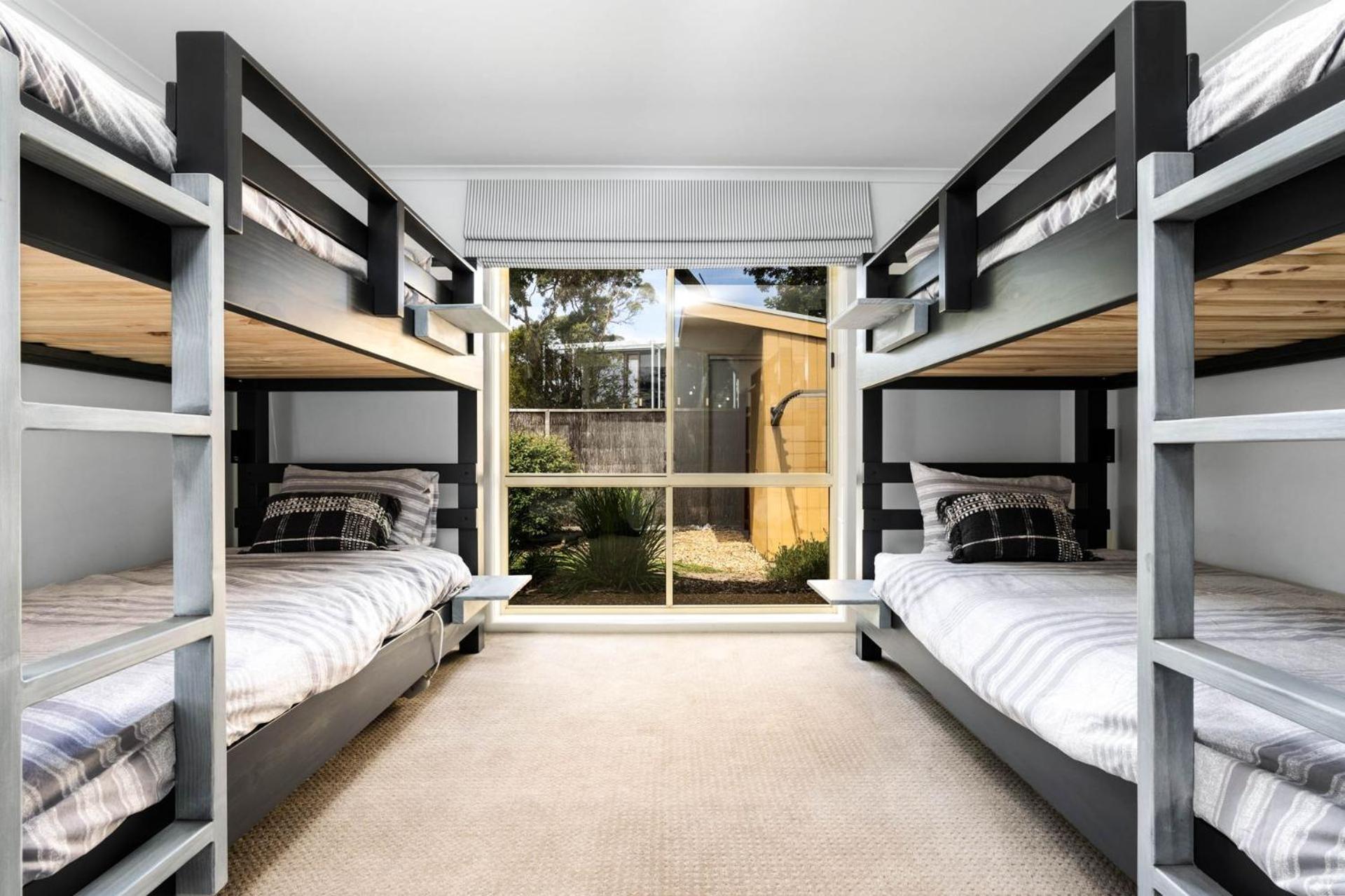 Invy Surf Hideaway