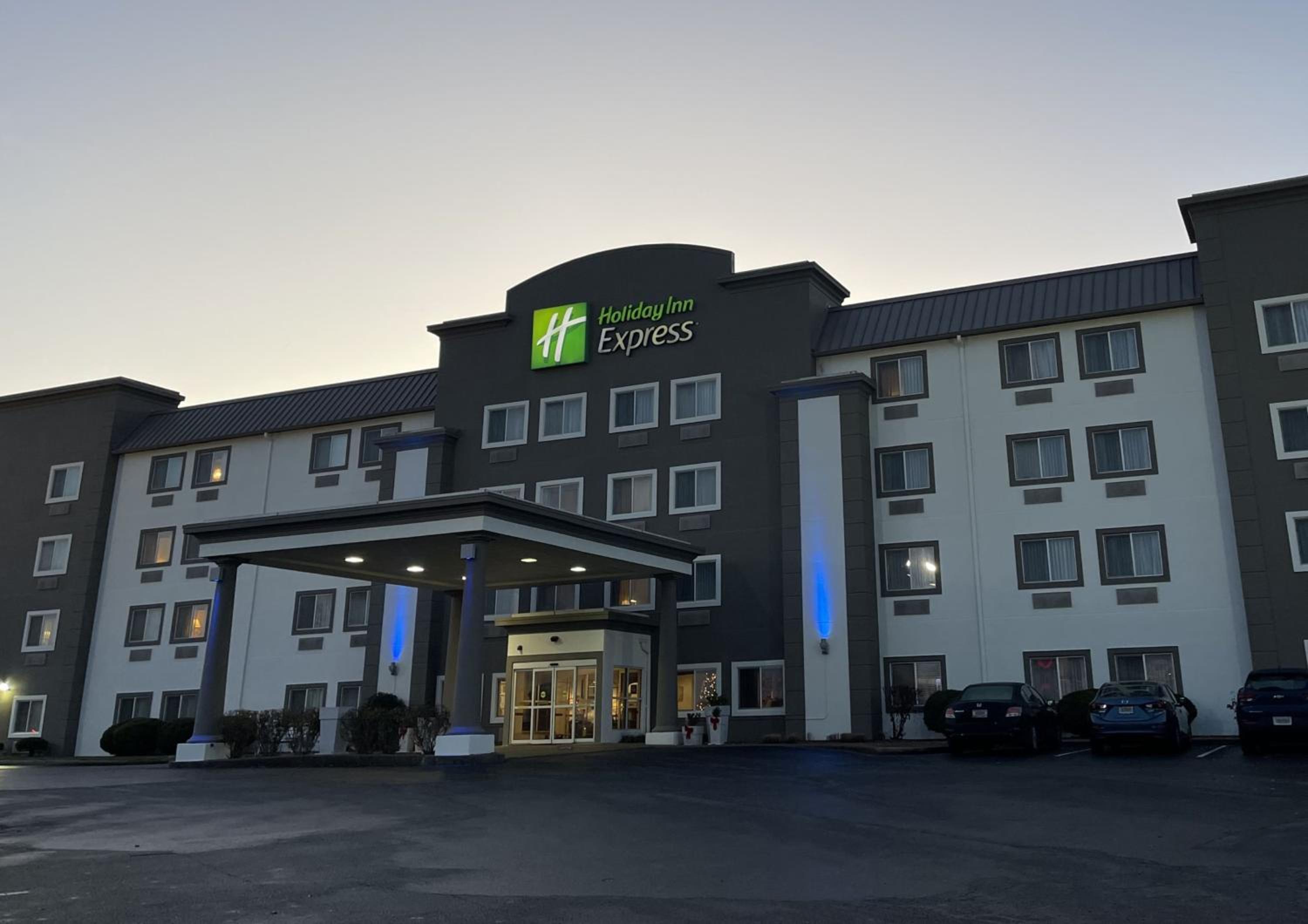 Hotel Holiday Inn Express Evansville - West, an IHG Hotel - Image 1