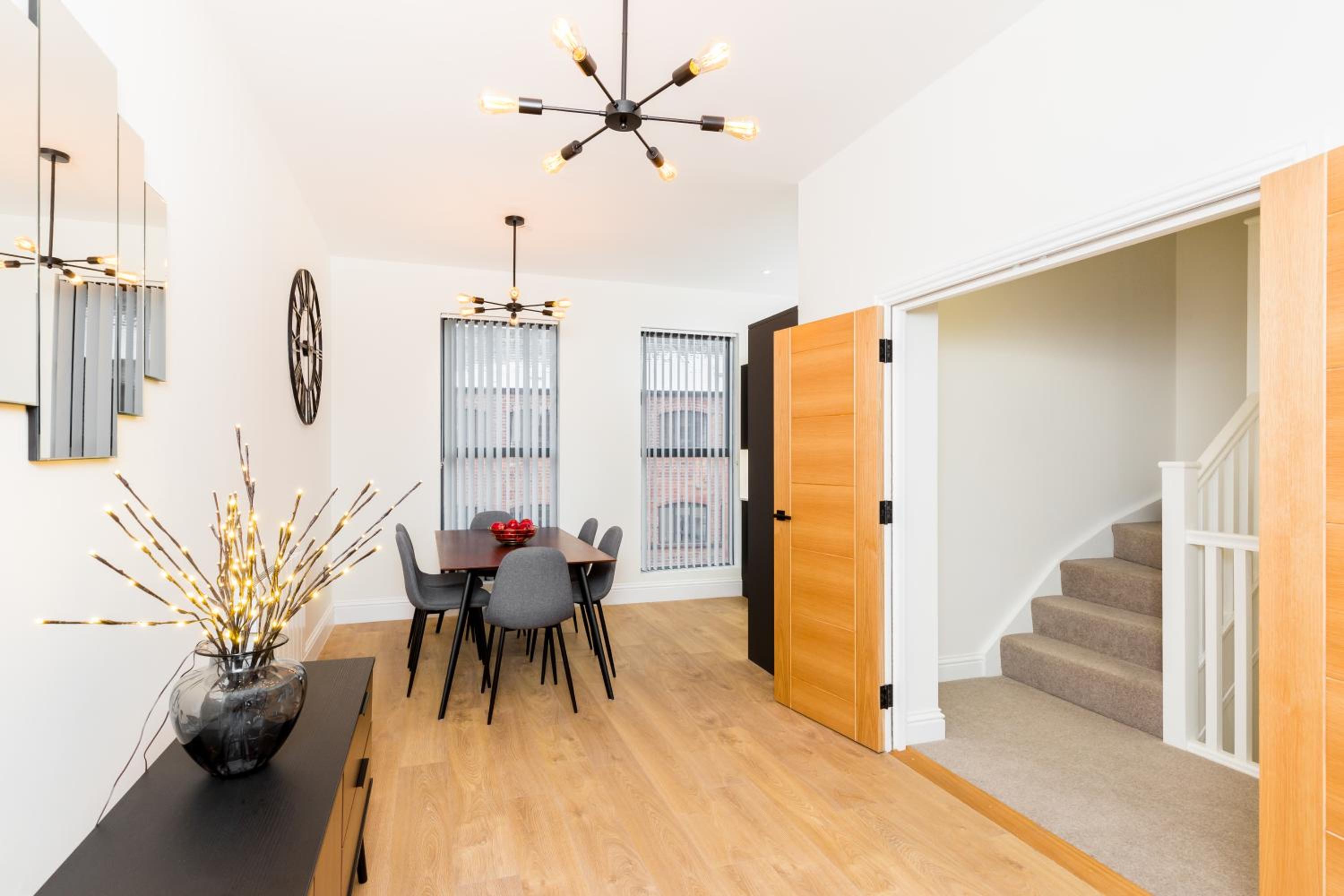 Sydenham Place - Birmingham City Centre Jewellery Quarter - A Trio of Premium High End Town/Penthouses - 4 Bedrooms & Secure EV Parking view 5