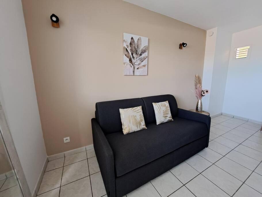 Appartement vue mer, résidence avec piscine à Tartane