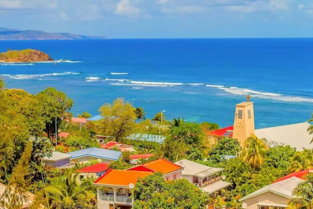 Appartement vue mer, résidence avec piscine à Tartane