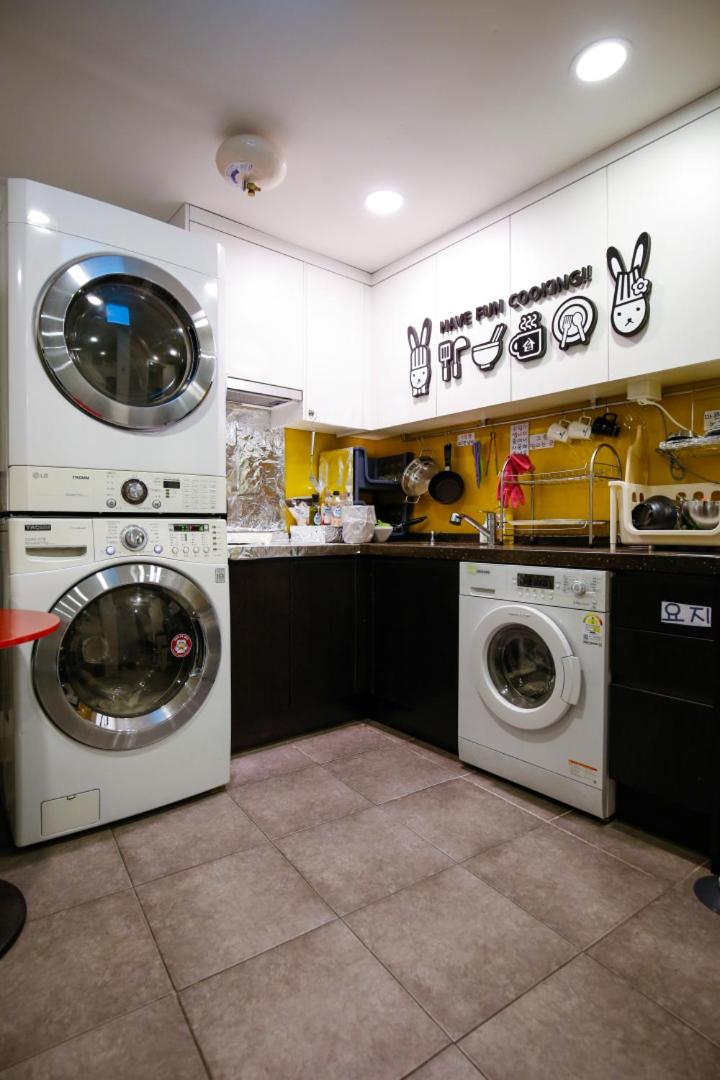24 Guesthouse Sinchon Avenue