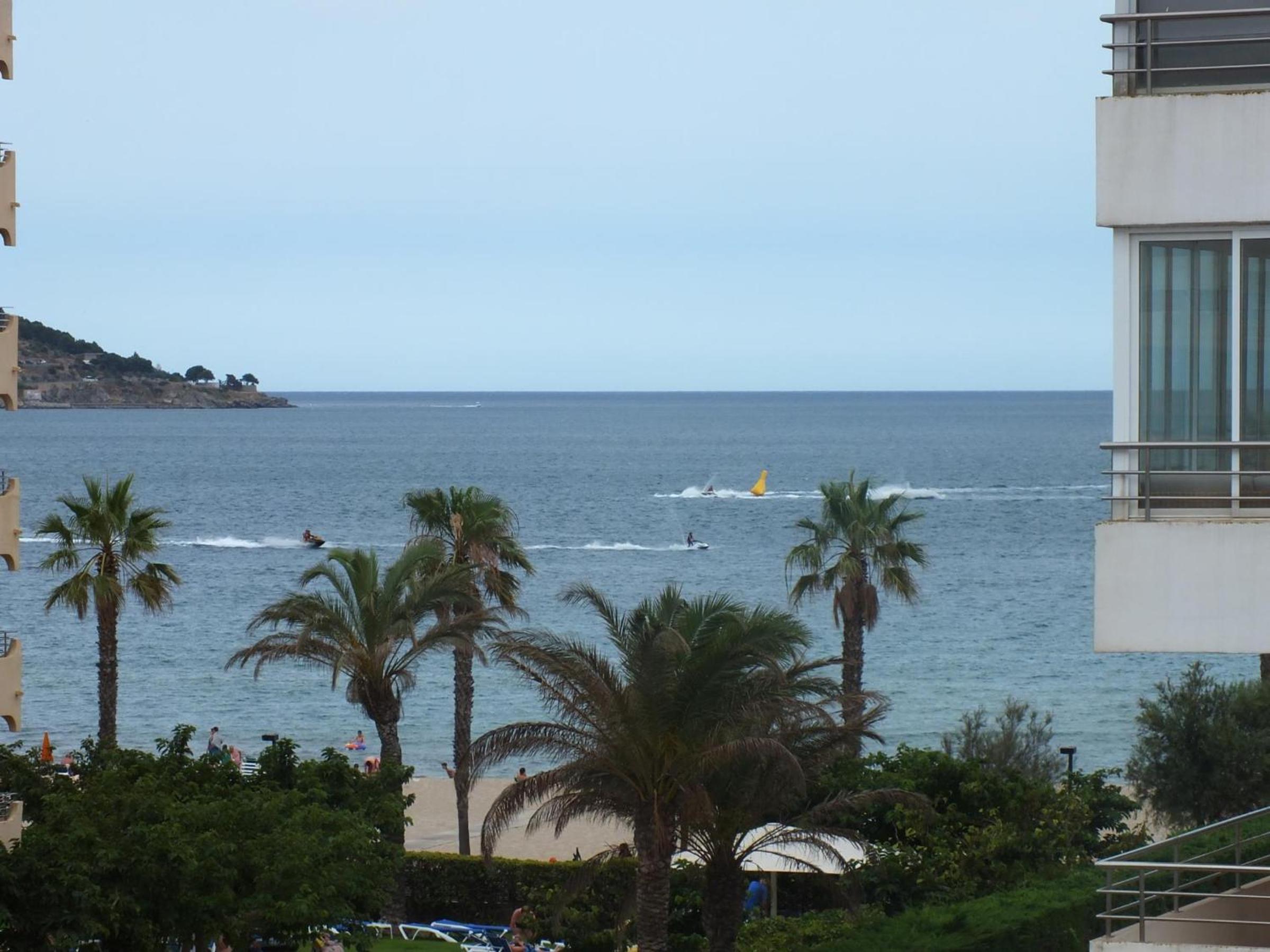 Apartamento en Roses cerca de la playa para 4 pers, ascensor, TV canales FR/ES, cocina equipada - ES-204-30 view 3