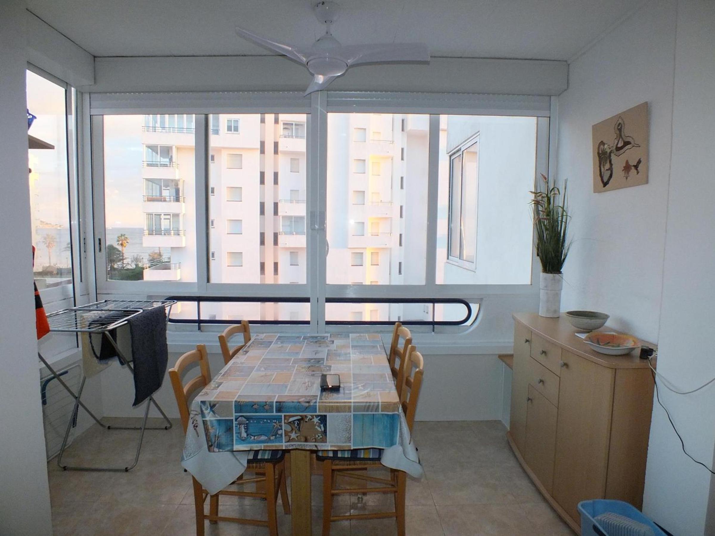 Apartamento en Roses cerca de la playa para 4 pers, ascensor, TV canales FR/ES, cocina equipada - ES-204-30 view 4