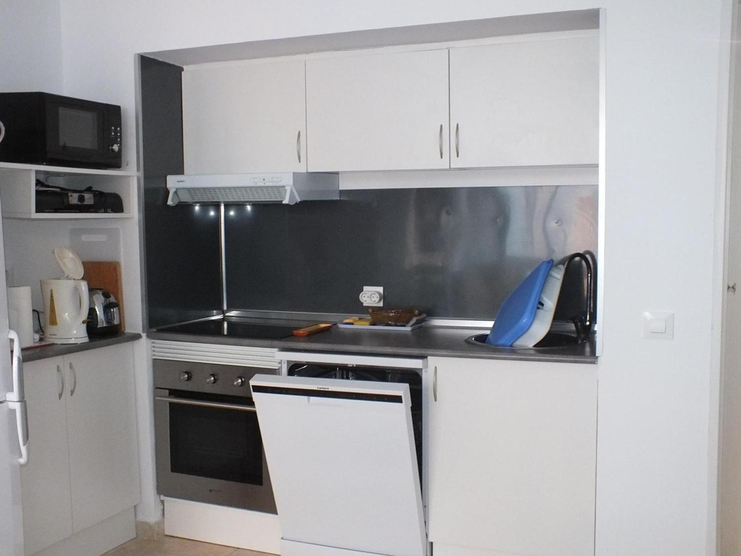 Apartamento en Roses cerca de la playa para 4 pers, ascensor, TV canales FR/ES, cocina equipada - ES-204-30 view 5
