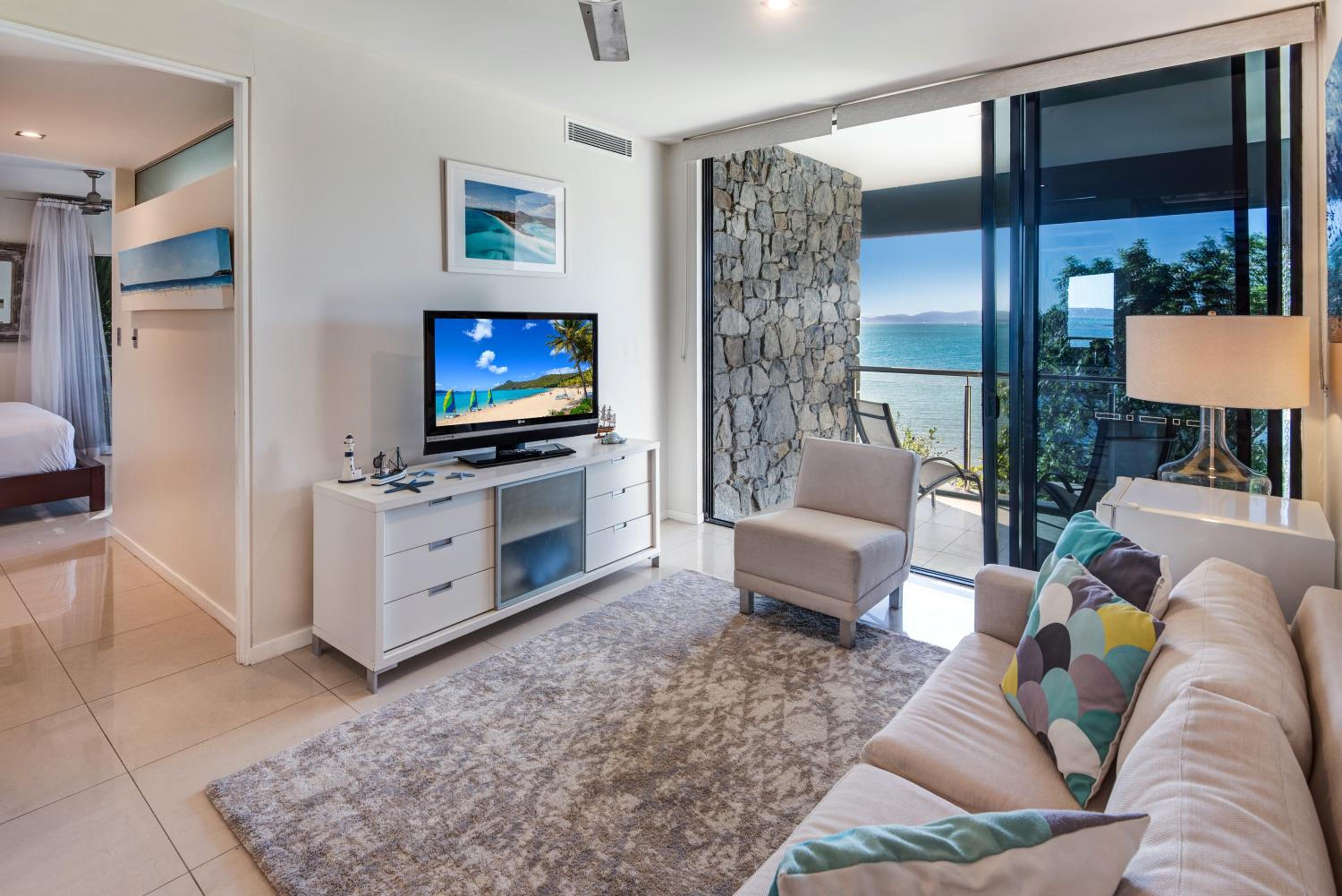 Edge Apartments on Hamilton Island by HIHA