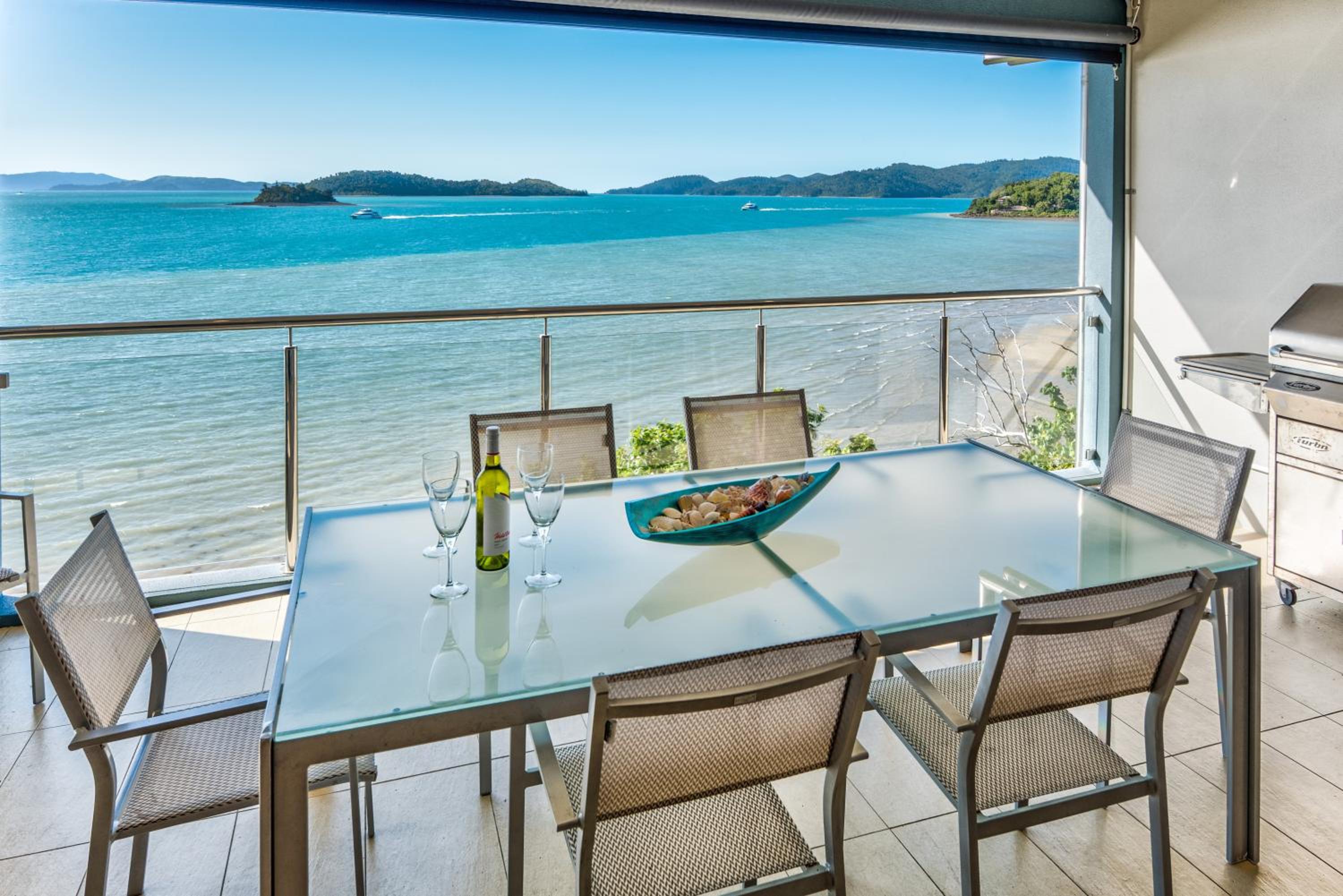 Edge Apartments on Hamilton Island by HIHA