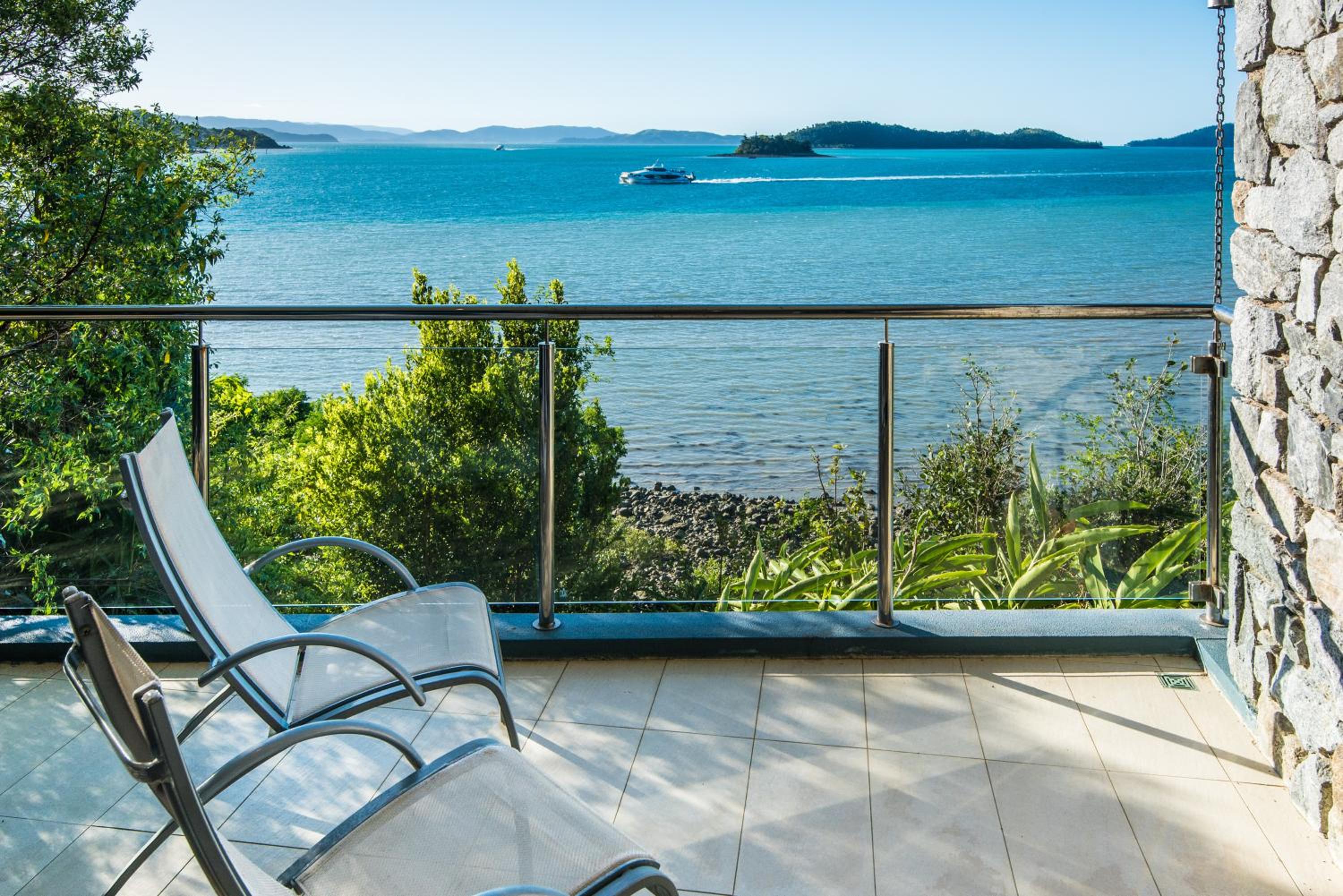 Edge Apartments on Hamilton Island by HIHA