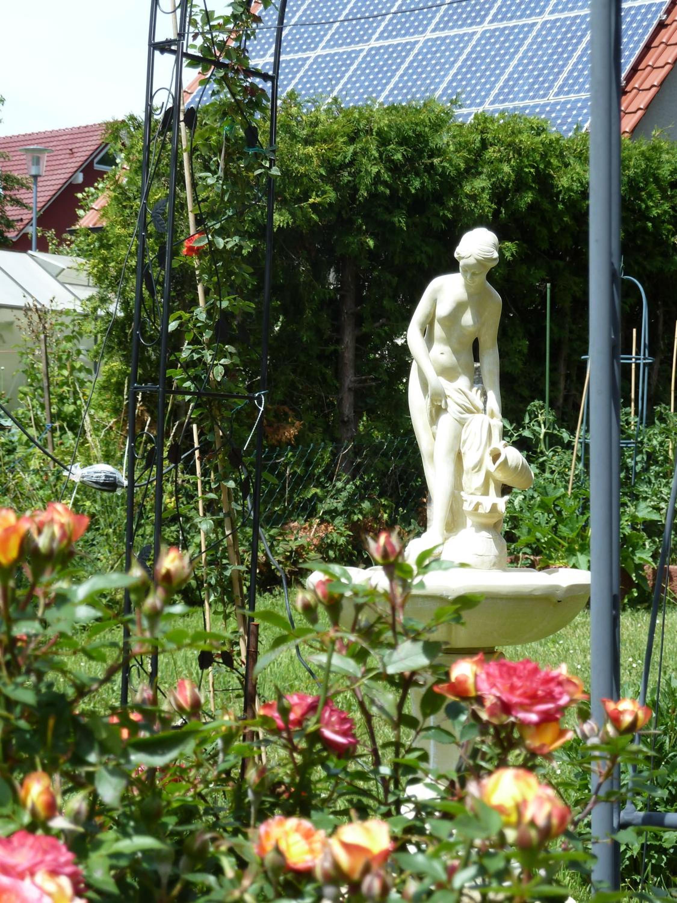 An der Uferpromenade view 3