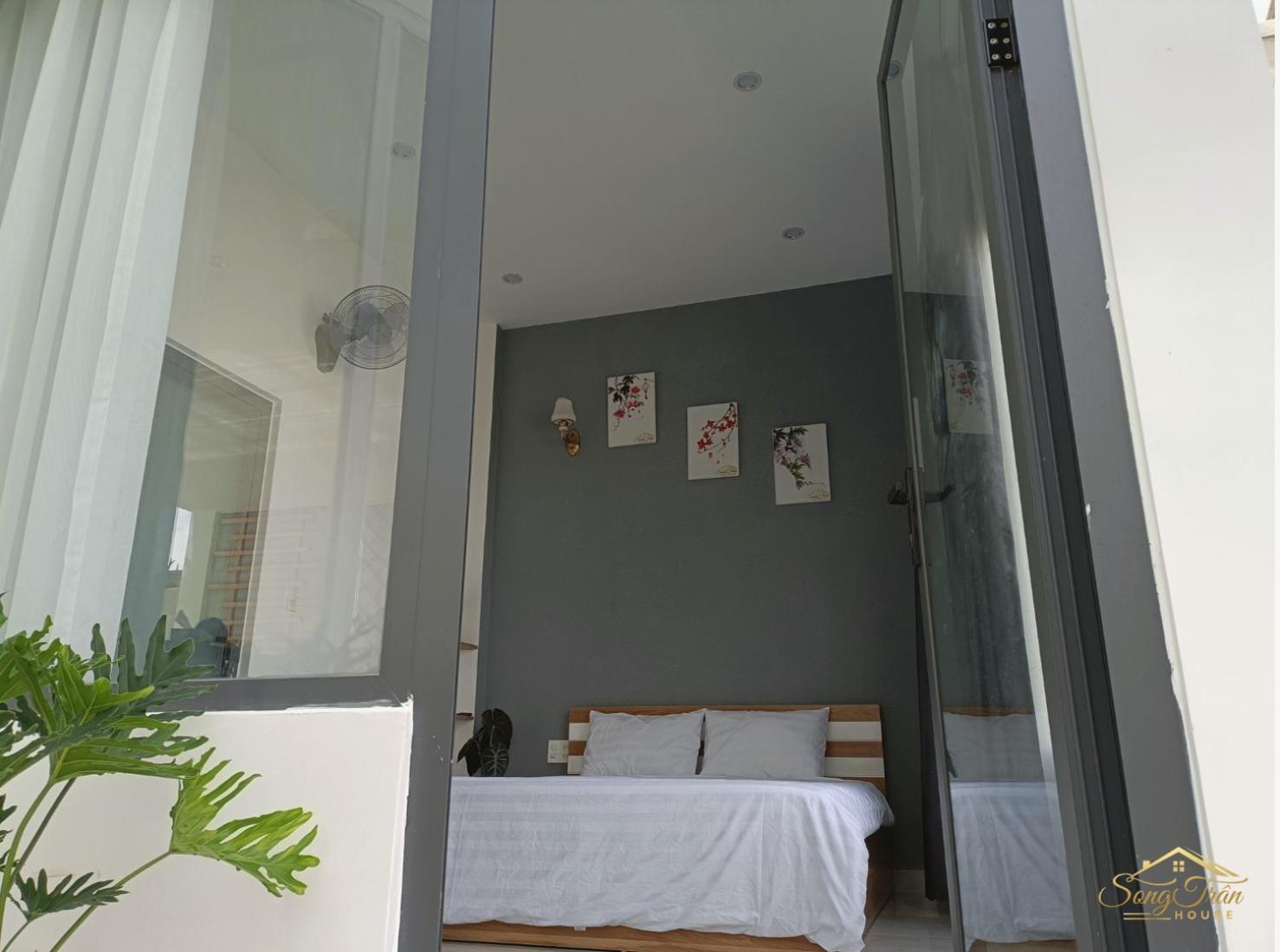 Song Trân House view 2