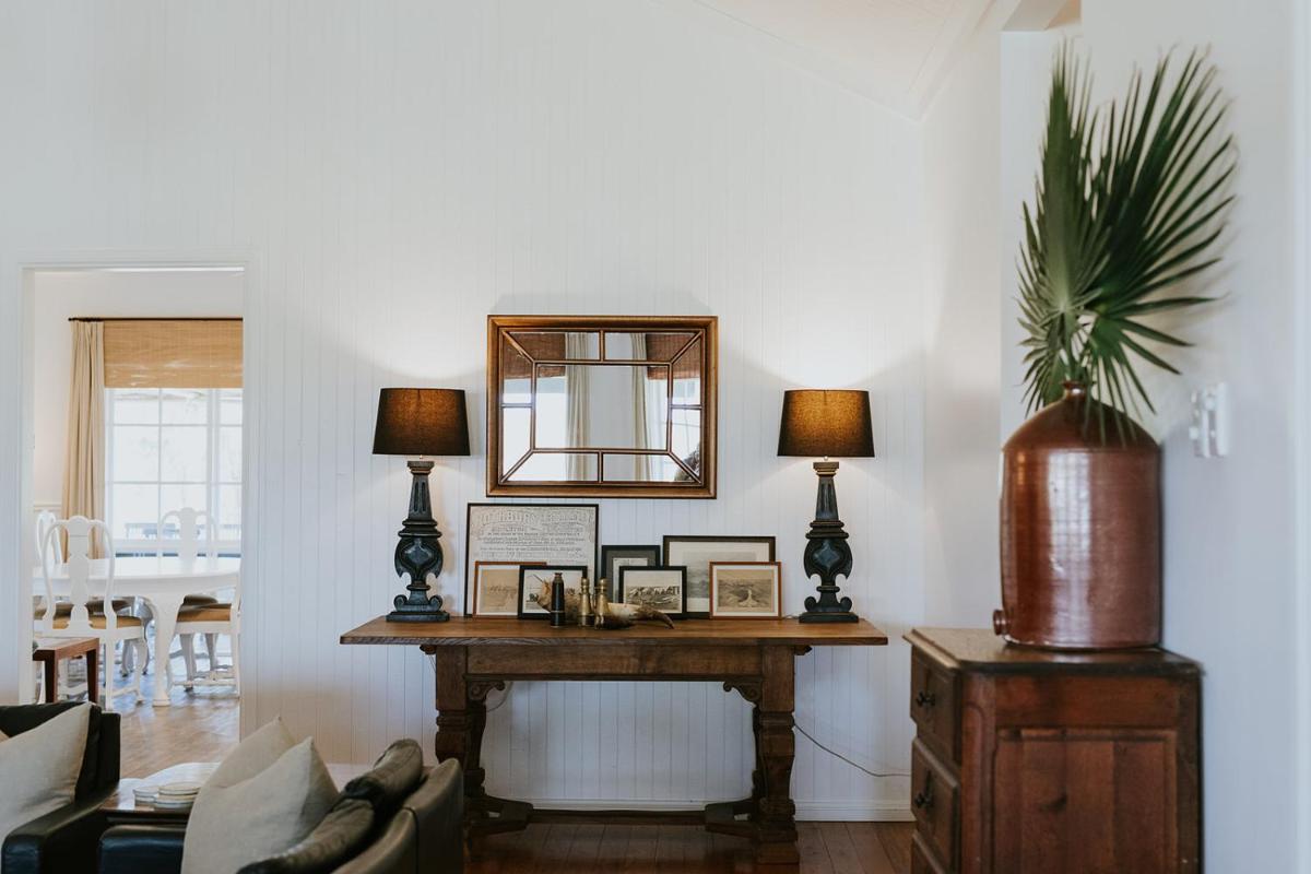 Corunna Station Country House