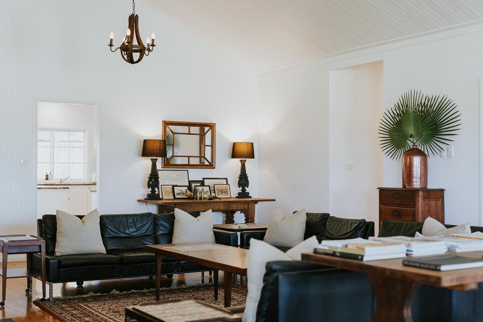 Corunna Station Country House