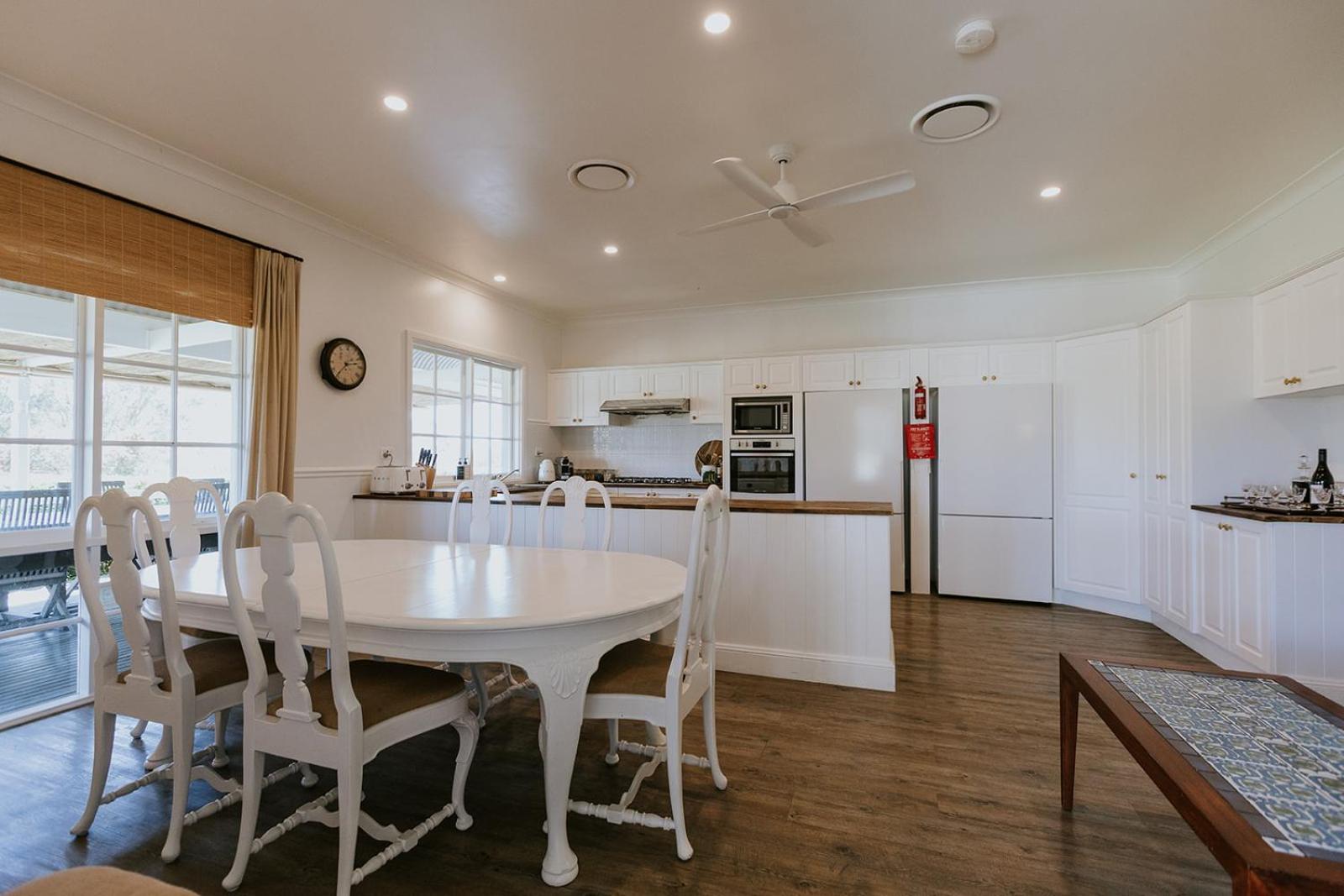Corunna Station Country House