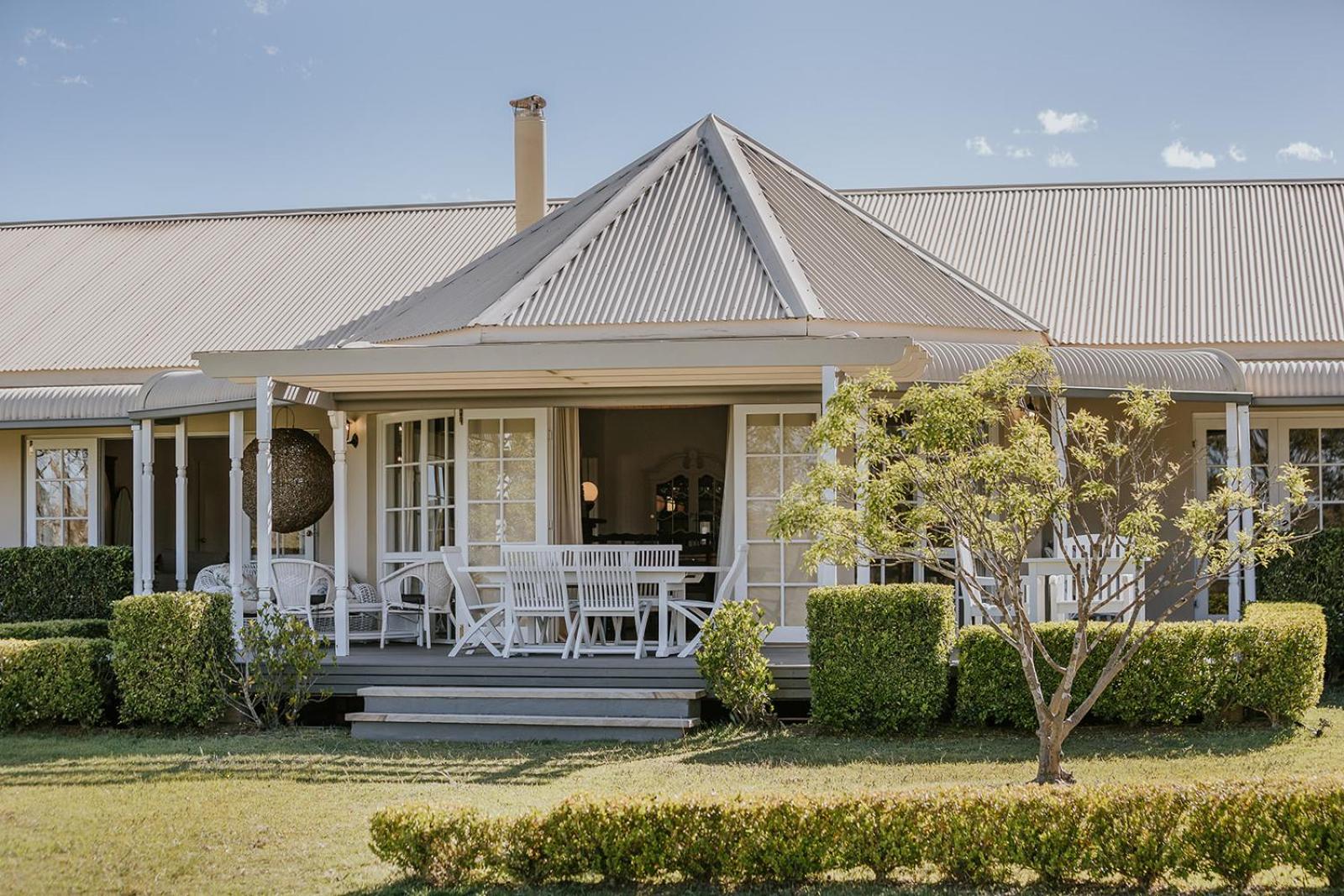 Corunna Station Country House