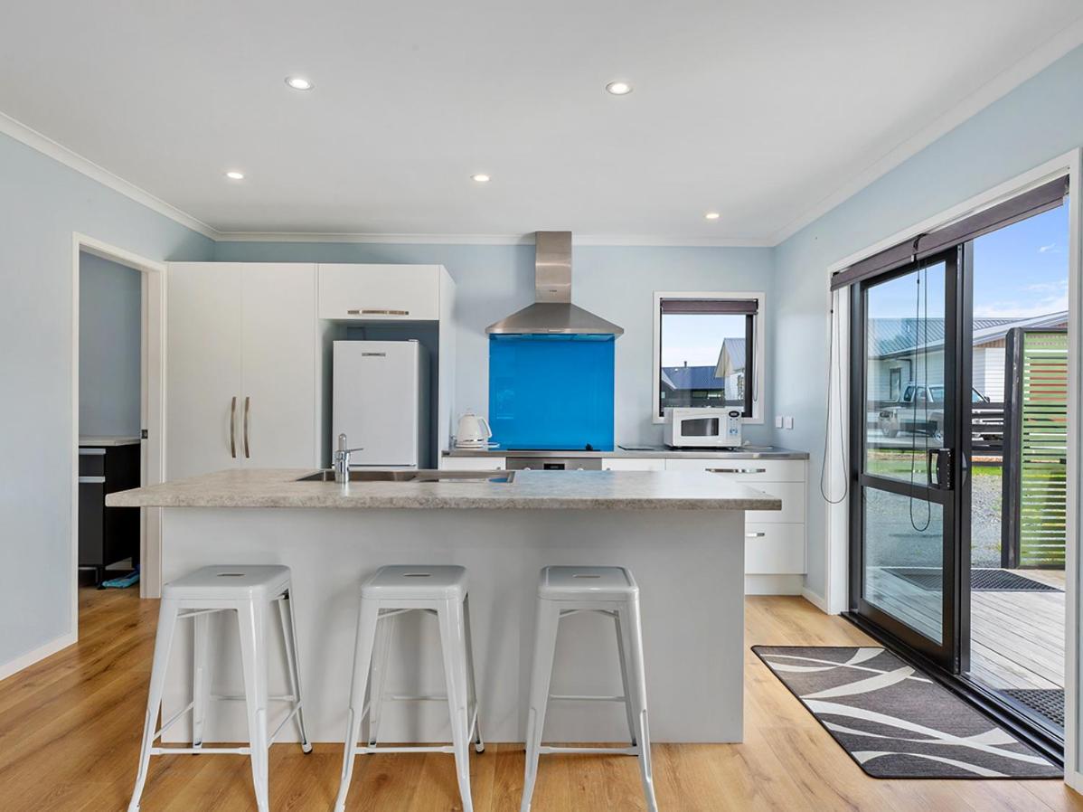 Mangawhai Monarch - Mangawhai Heads Holiday Home view 4