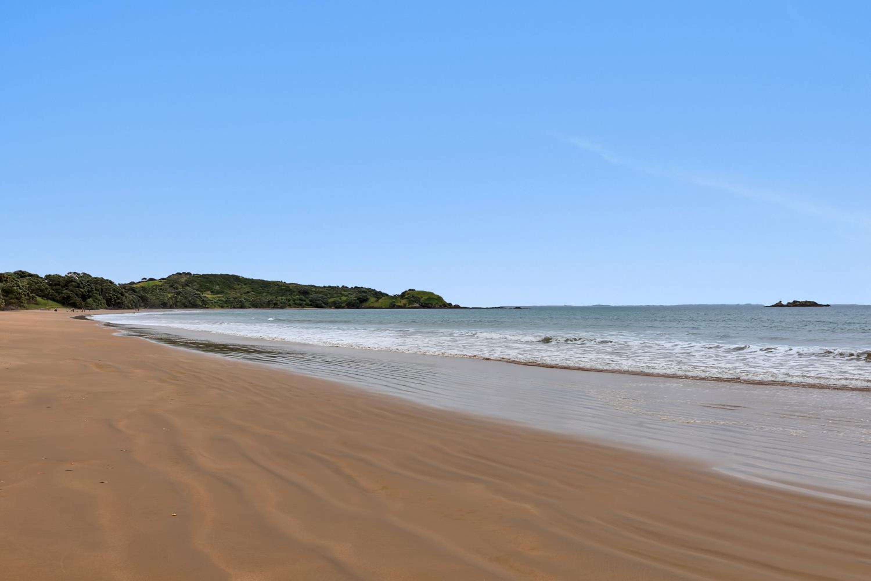 Coopers Sands - Coopers Beach Holiday Home view 4