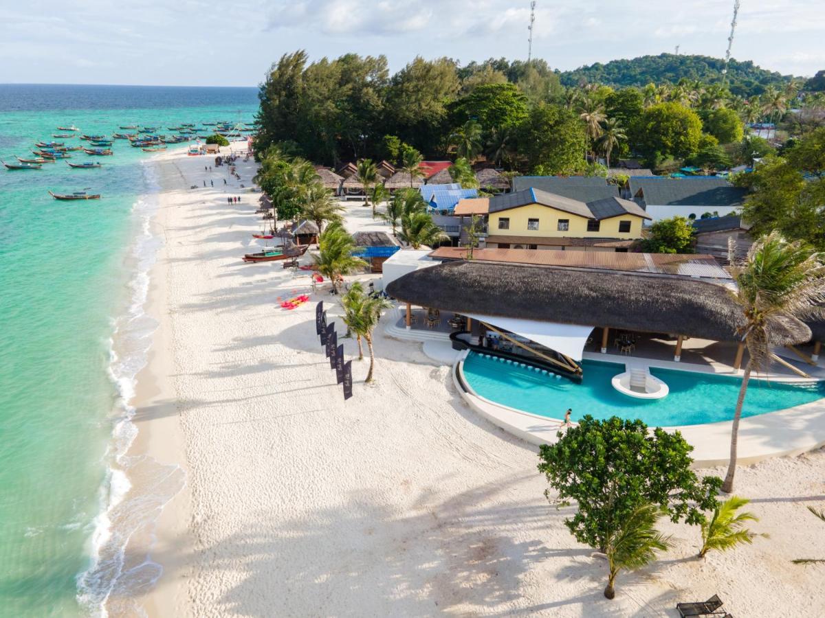 Irene Pool Villa Resort, Koh Lipe 19