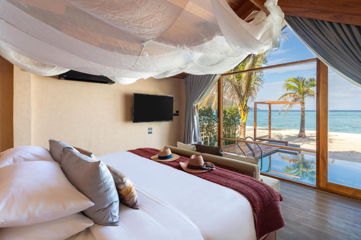Irene Pool Villa Resort, Koh Lipe 10