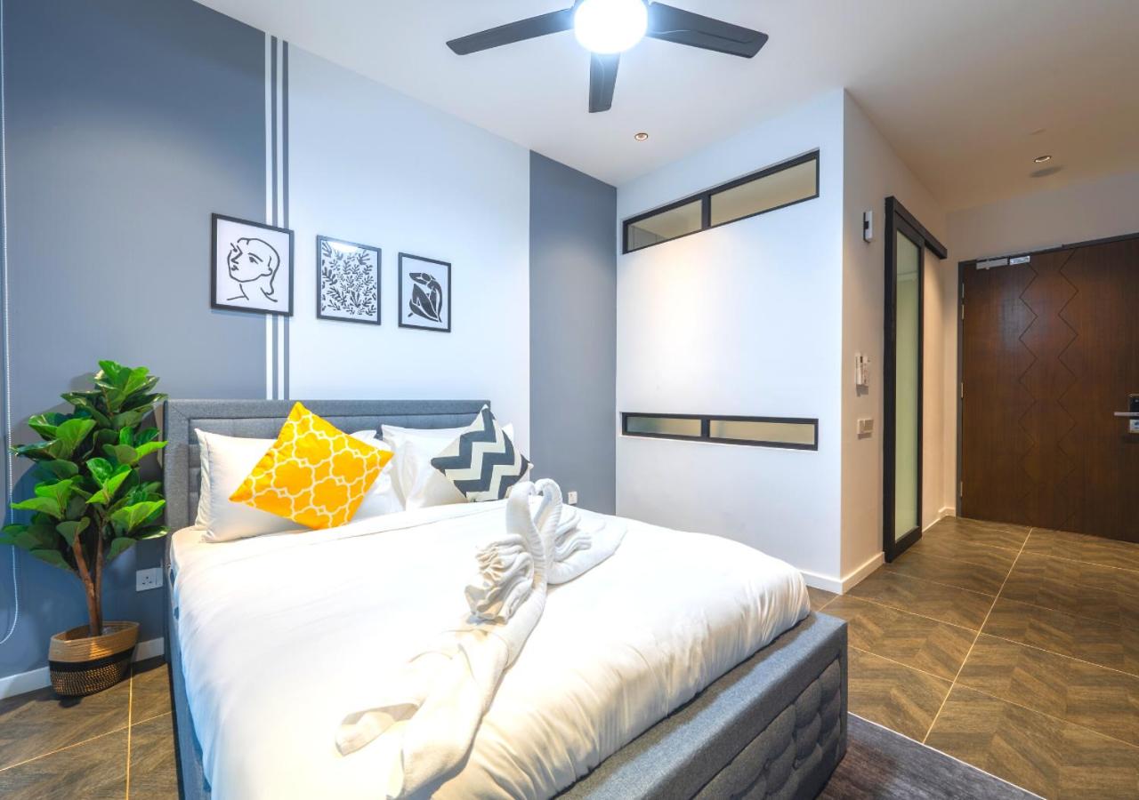 Greystone Scarletz Suites