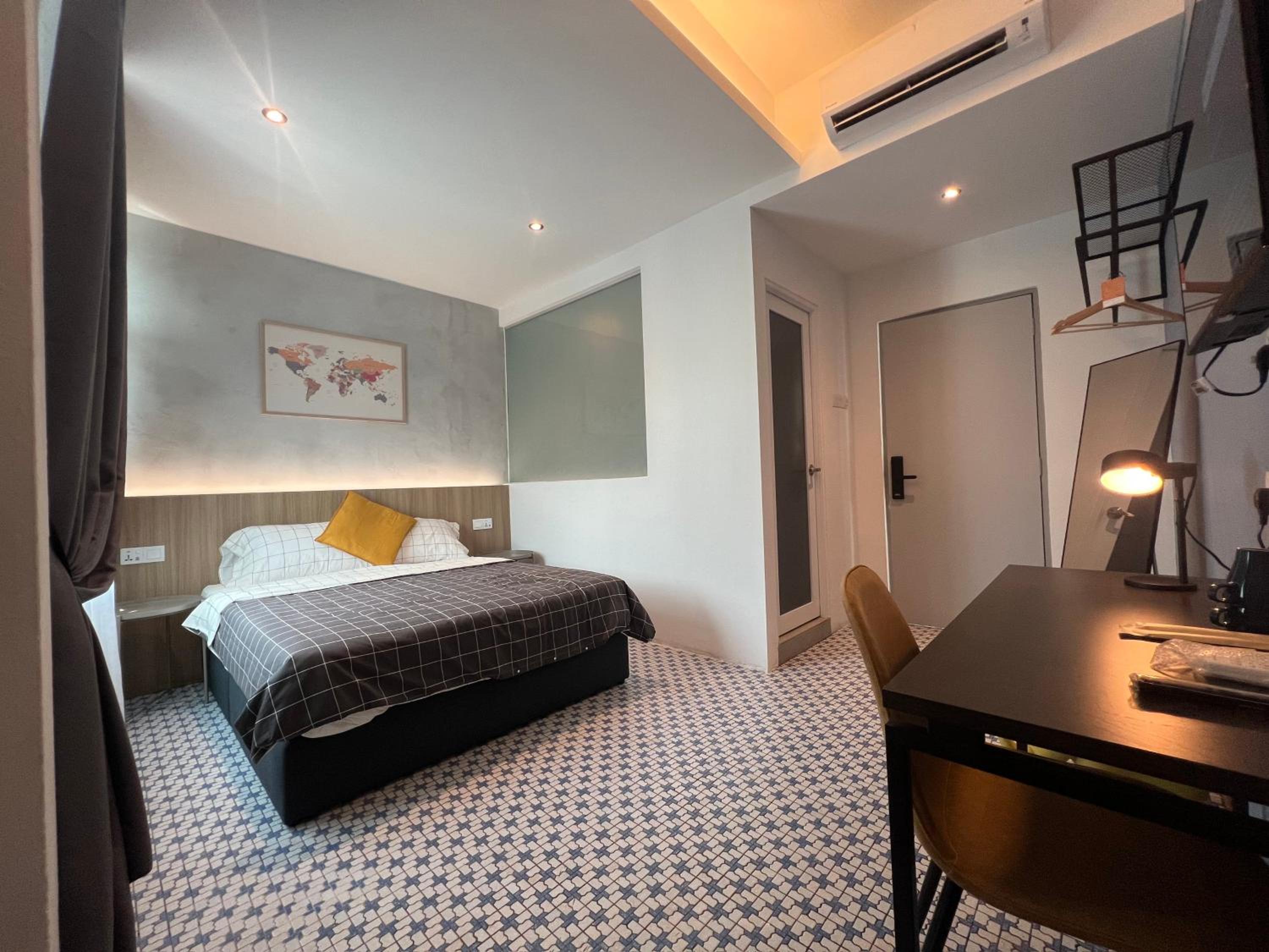 Ninety Guest House photo 1