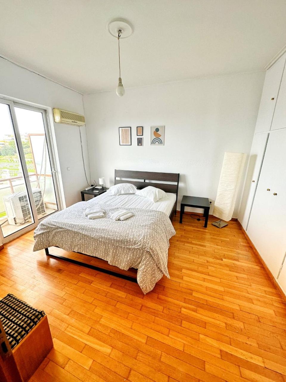 Alimos marina huge 3bd apartment