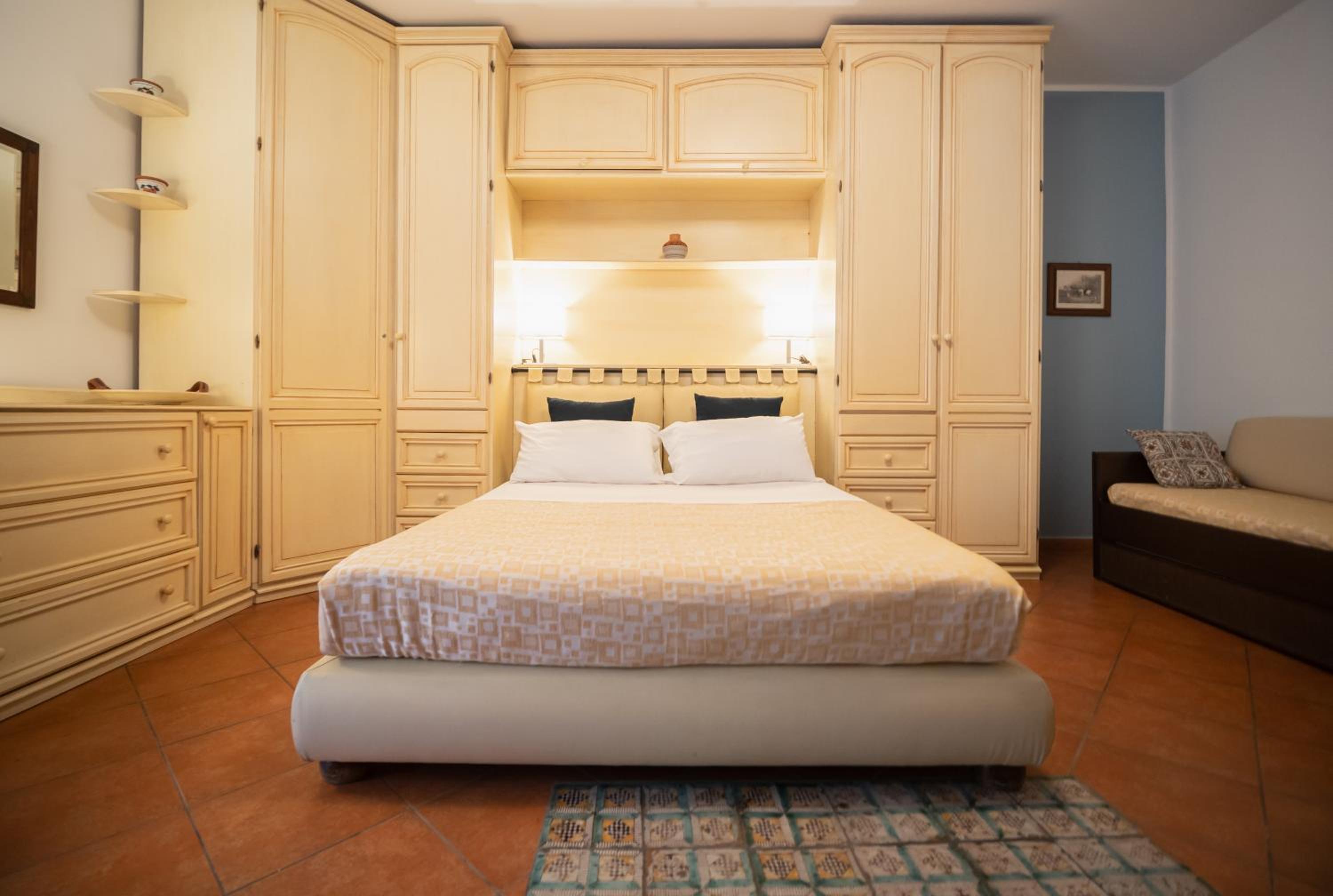 Kalamarina Rooms